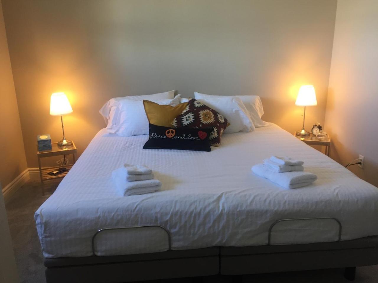 Deluxe King Room photo 3
