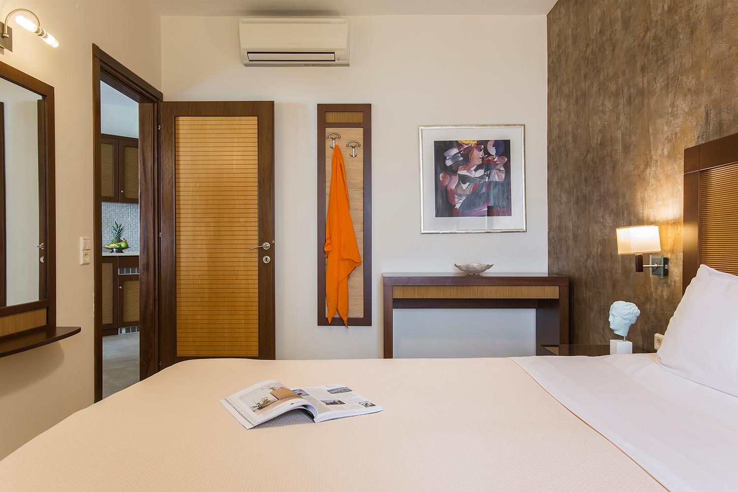 Olympia Suite- Beach Front  - Photo 4