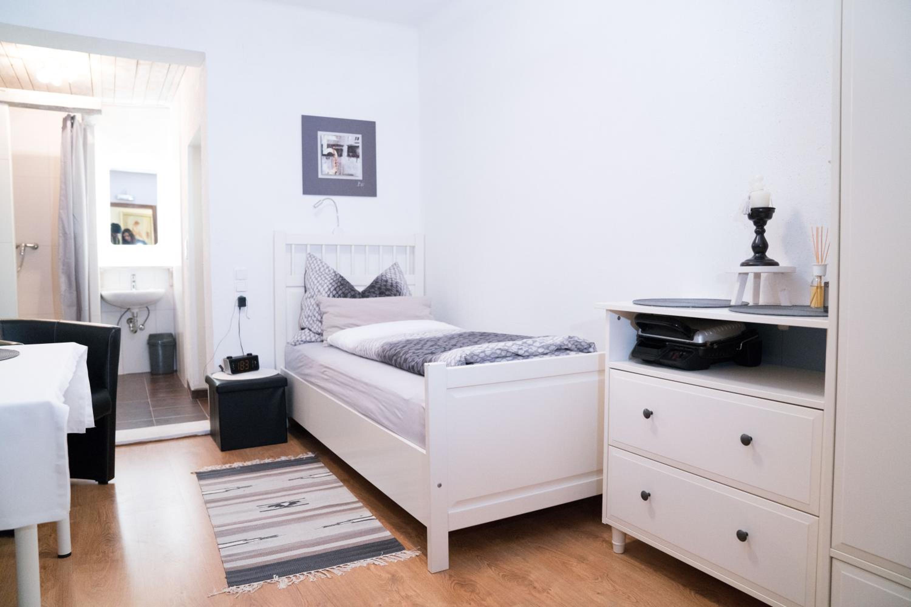 Single Room with Garden View photo 2