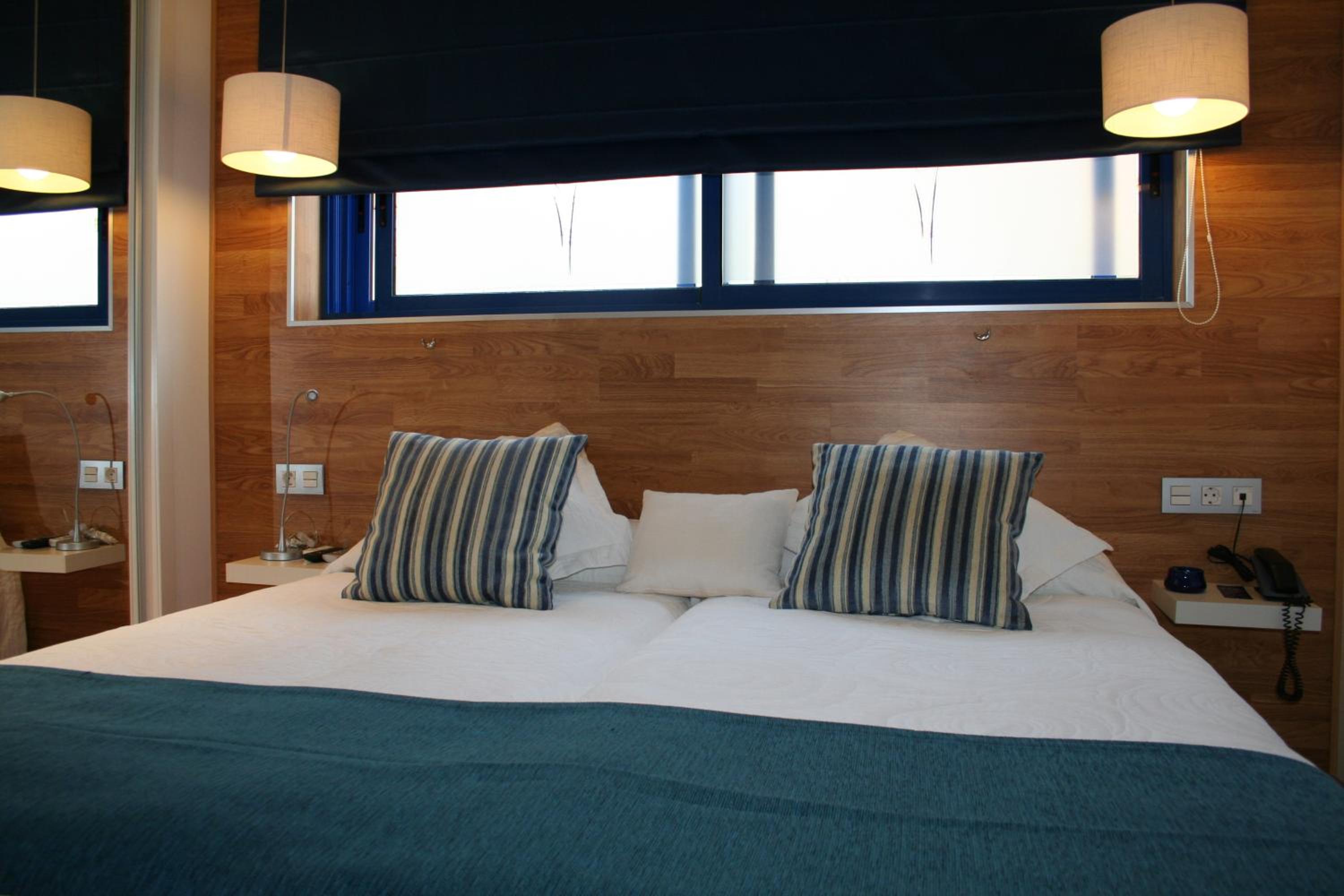 Double or Twin Room photo 3
