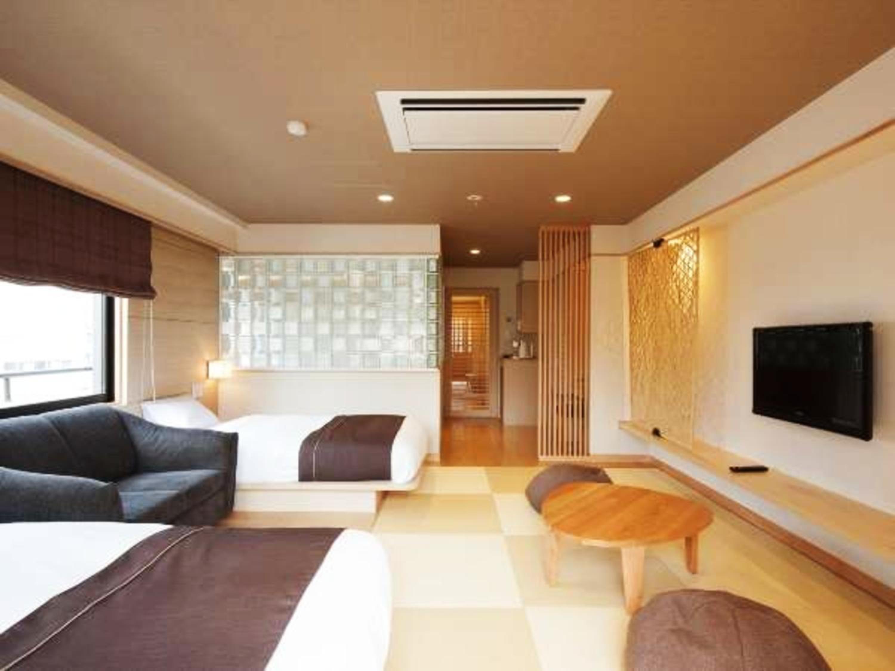Deluxe Quadruple Room（Non-Smoking） thumbnail 6