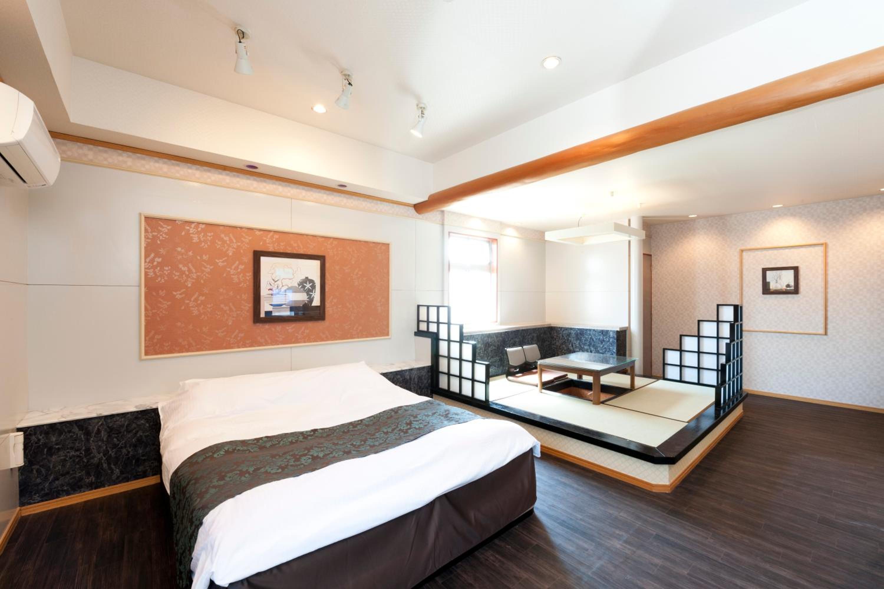 Standard Double Room - Photo 1