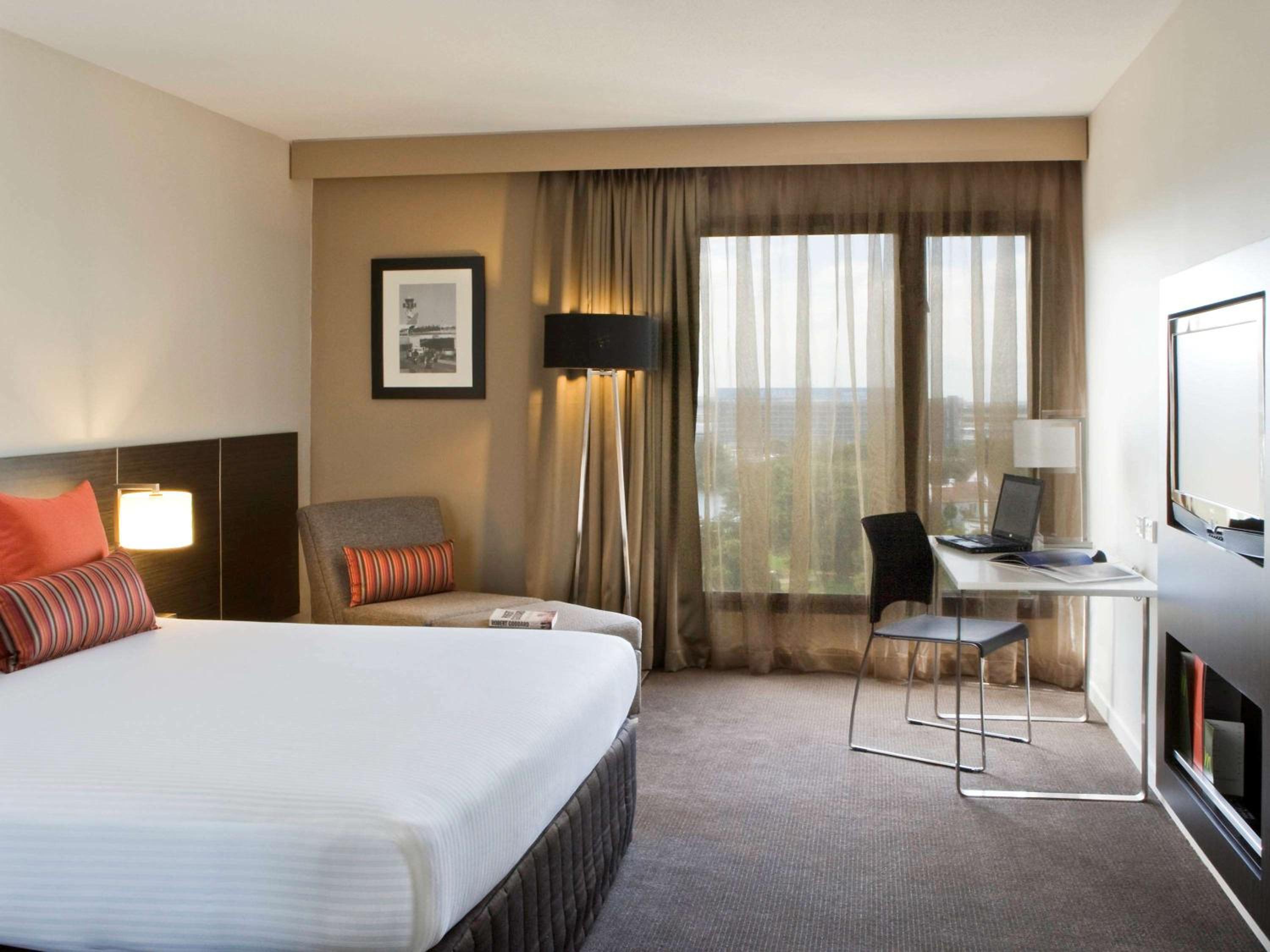 SUPERIOR ROOM, 1 King Size Bed