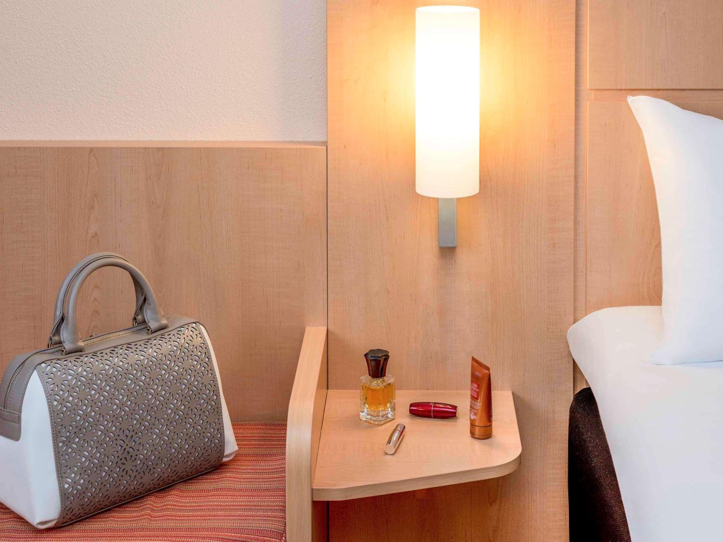 Twin Room - Photo 1