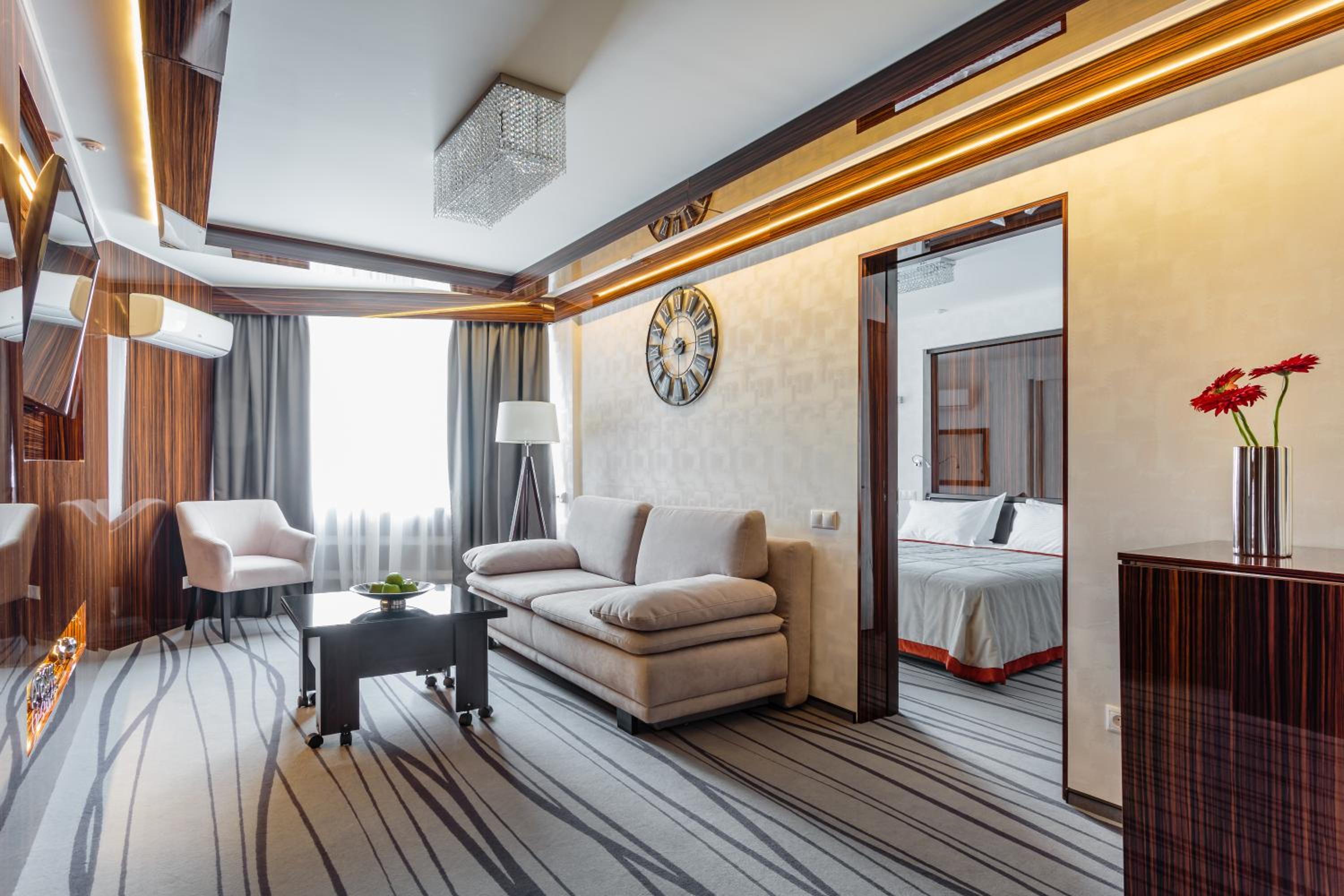 Suite photo 1