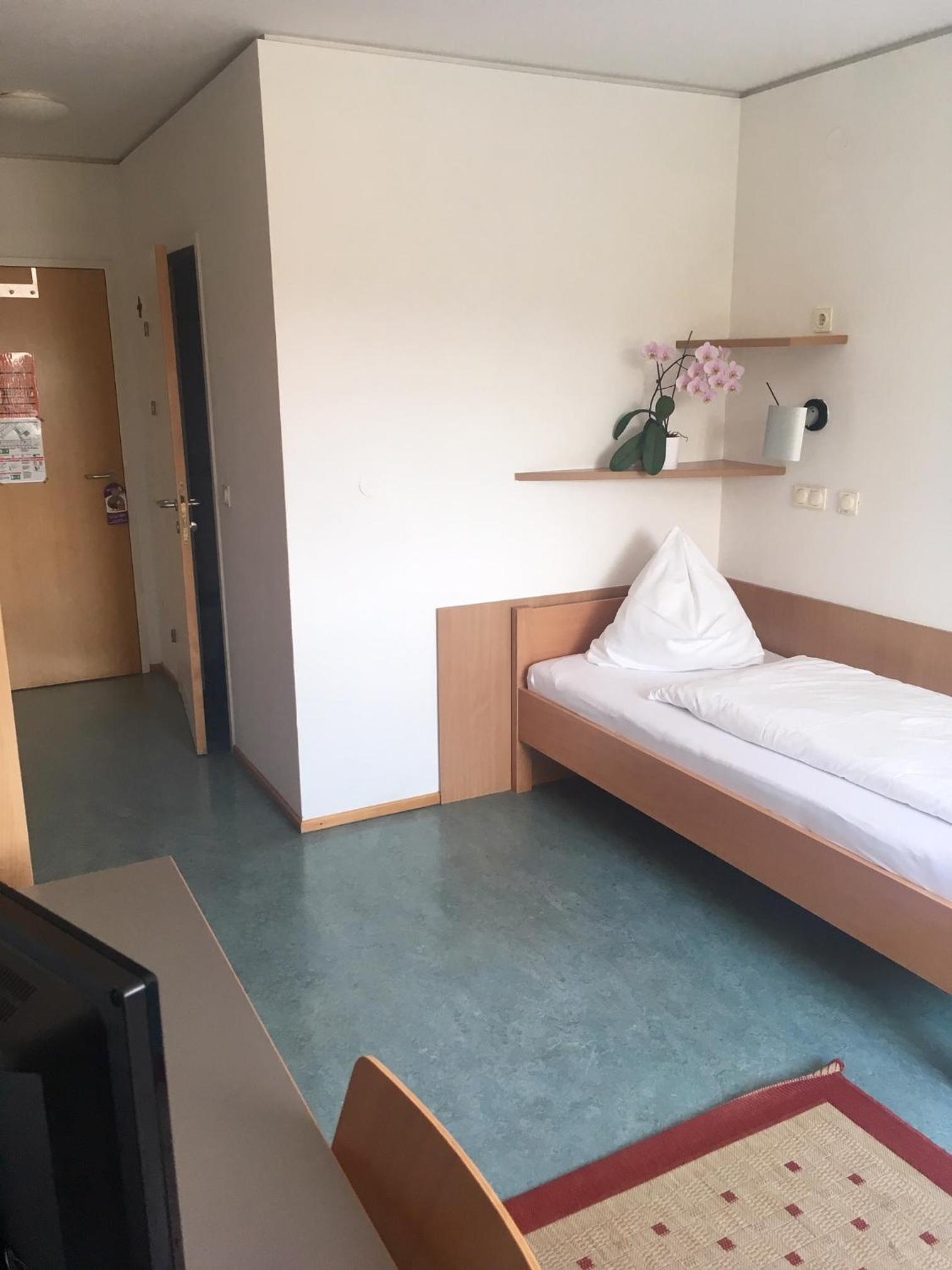 Single Room photo 1