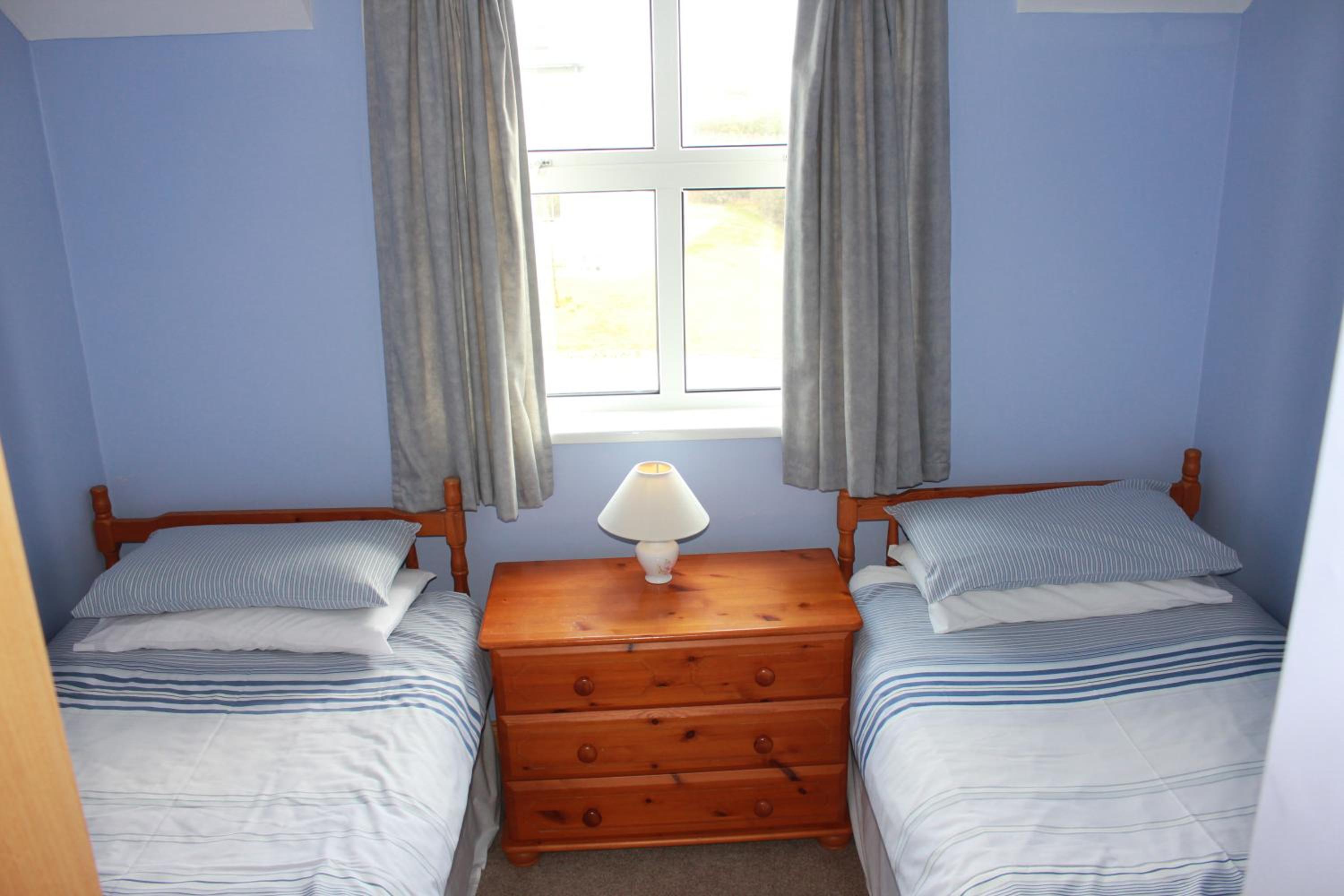 Three-Bedroom Cottage photo 3