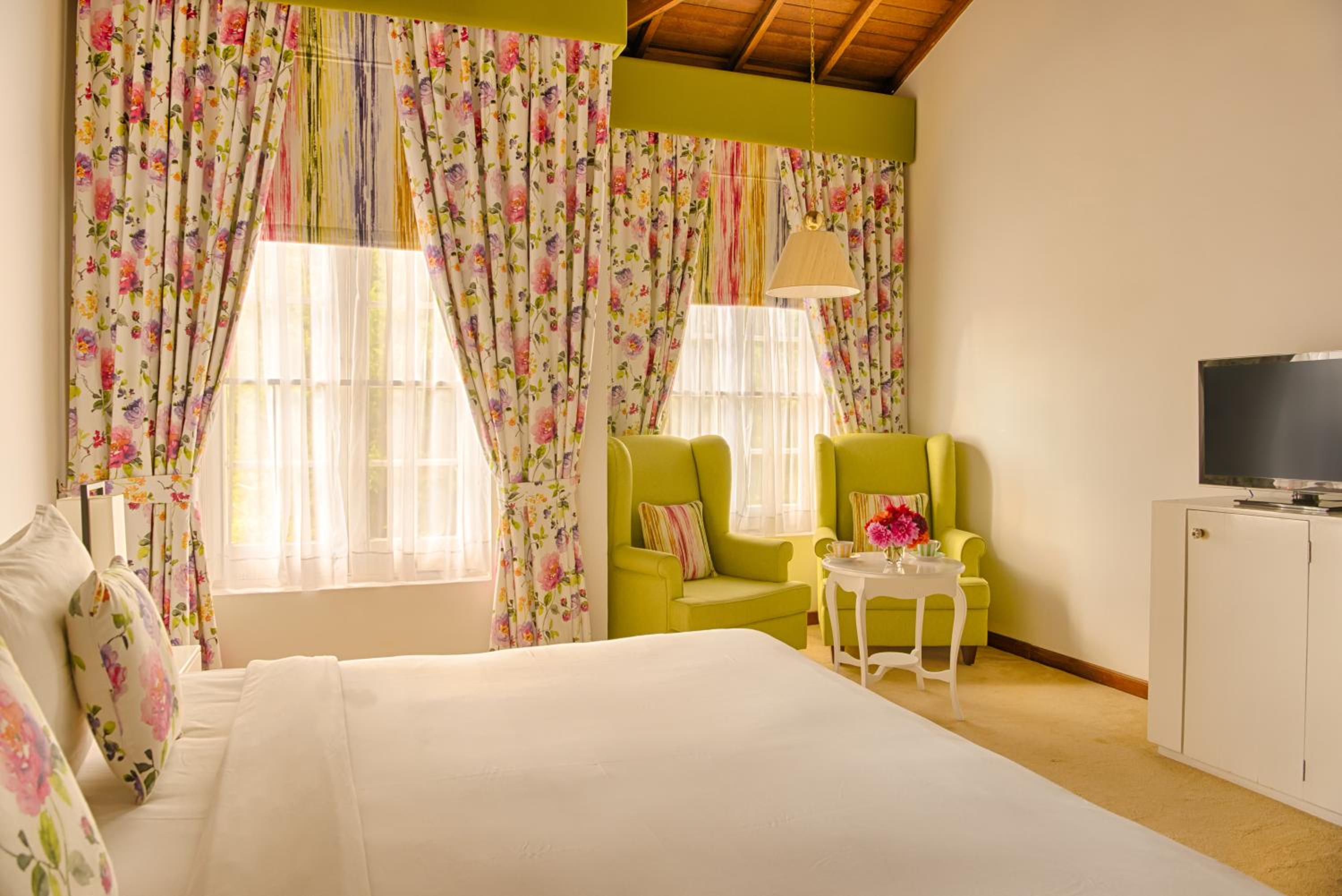Deluxe Attic Room - Photo 4