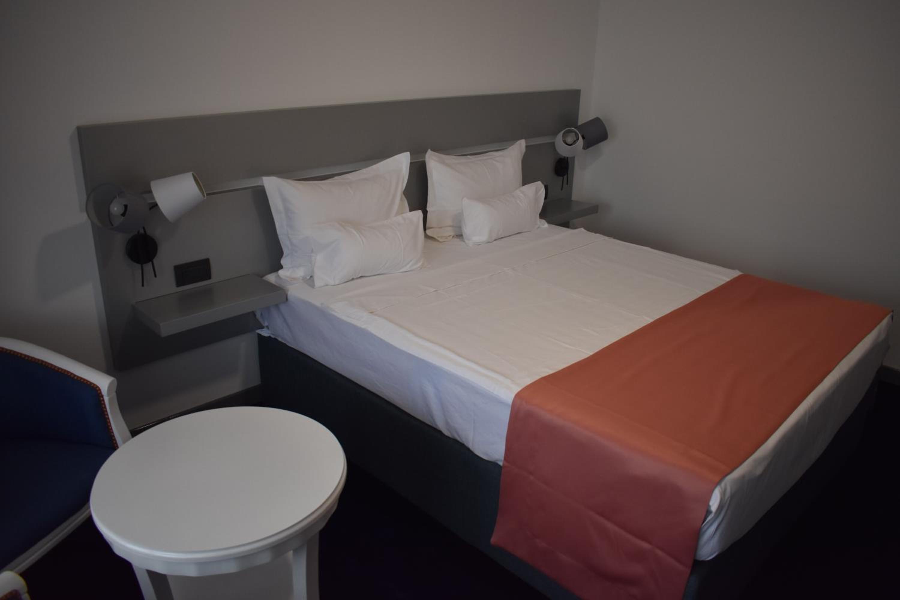 Deluxe Double Room - Photo 1