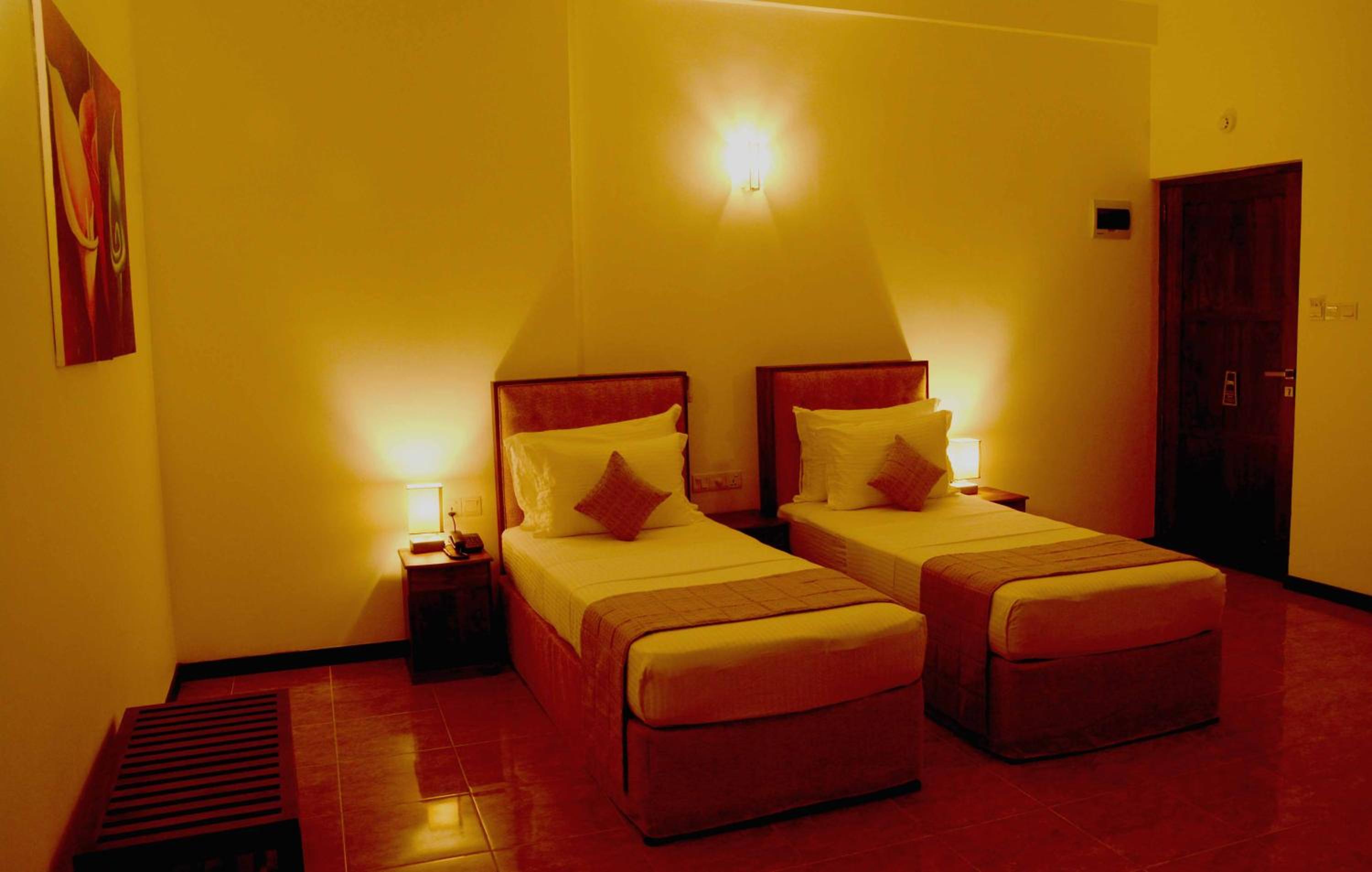 Deluxe Twin Room photo 2