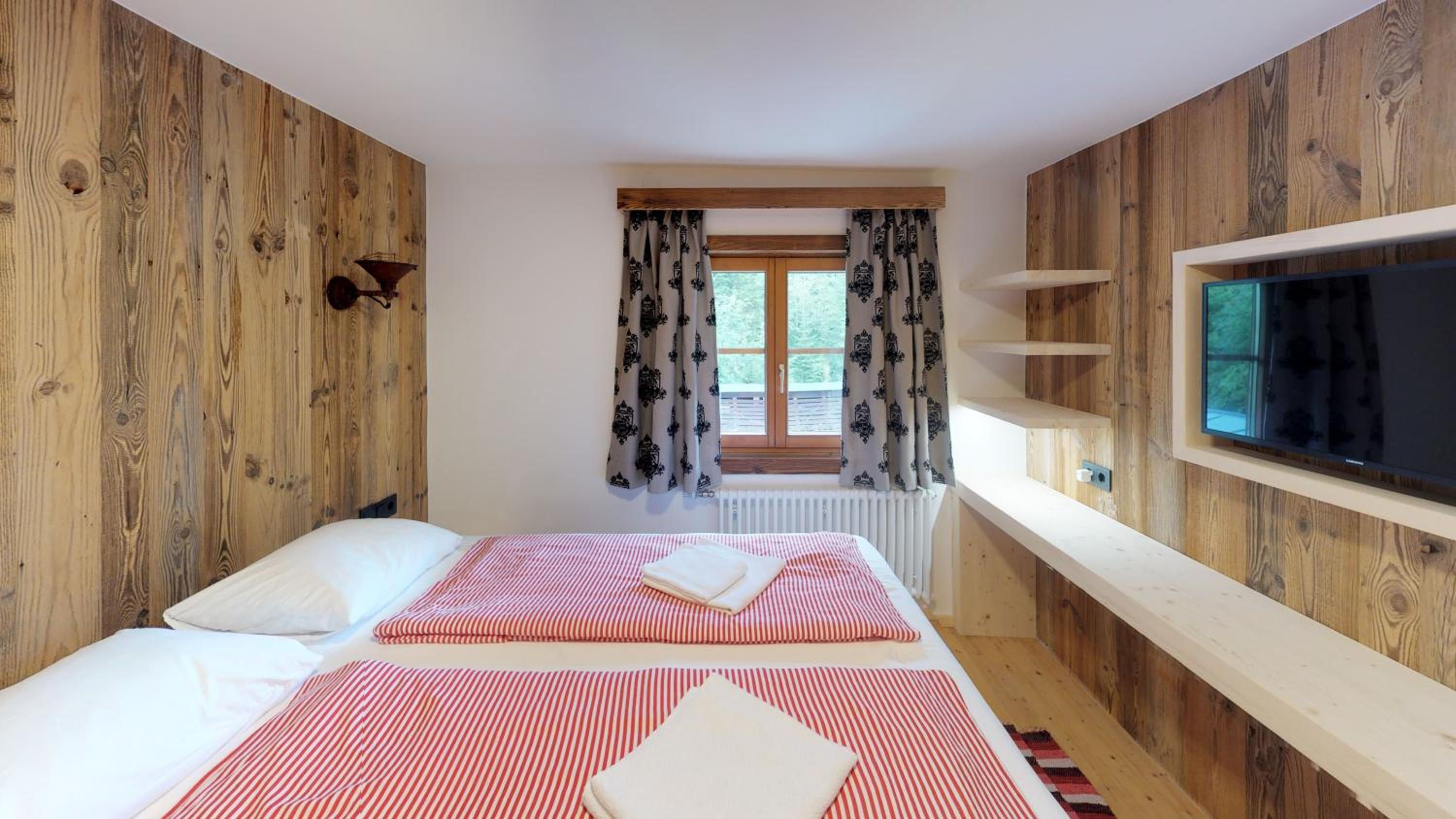 Deluxe Double Room photo 2