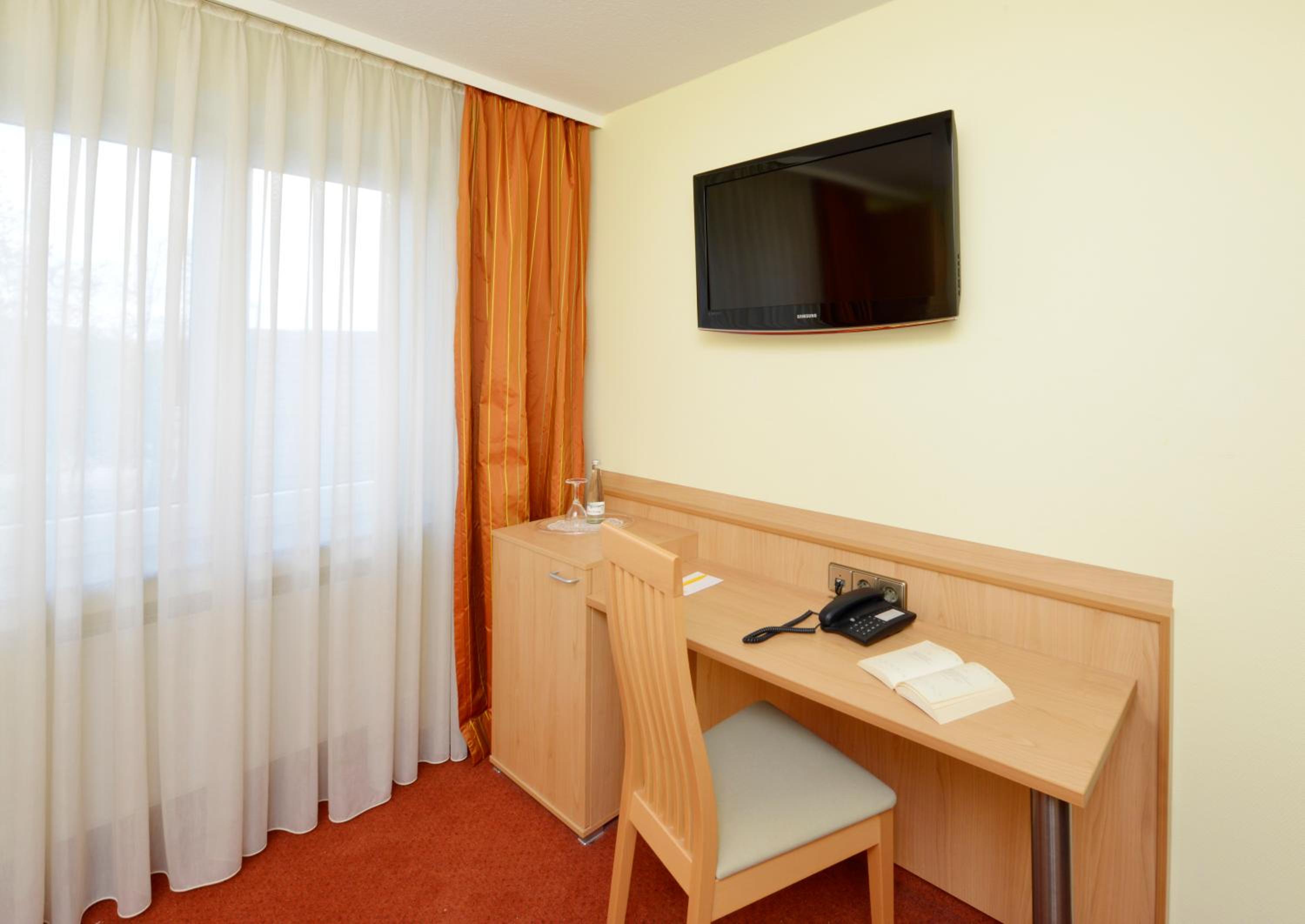 Standard Single Room