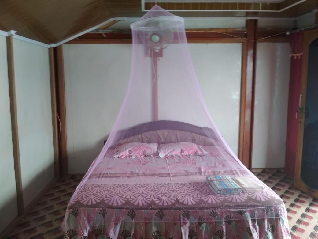 Budget Double Room - Photo 1