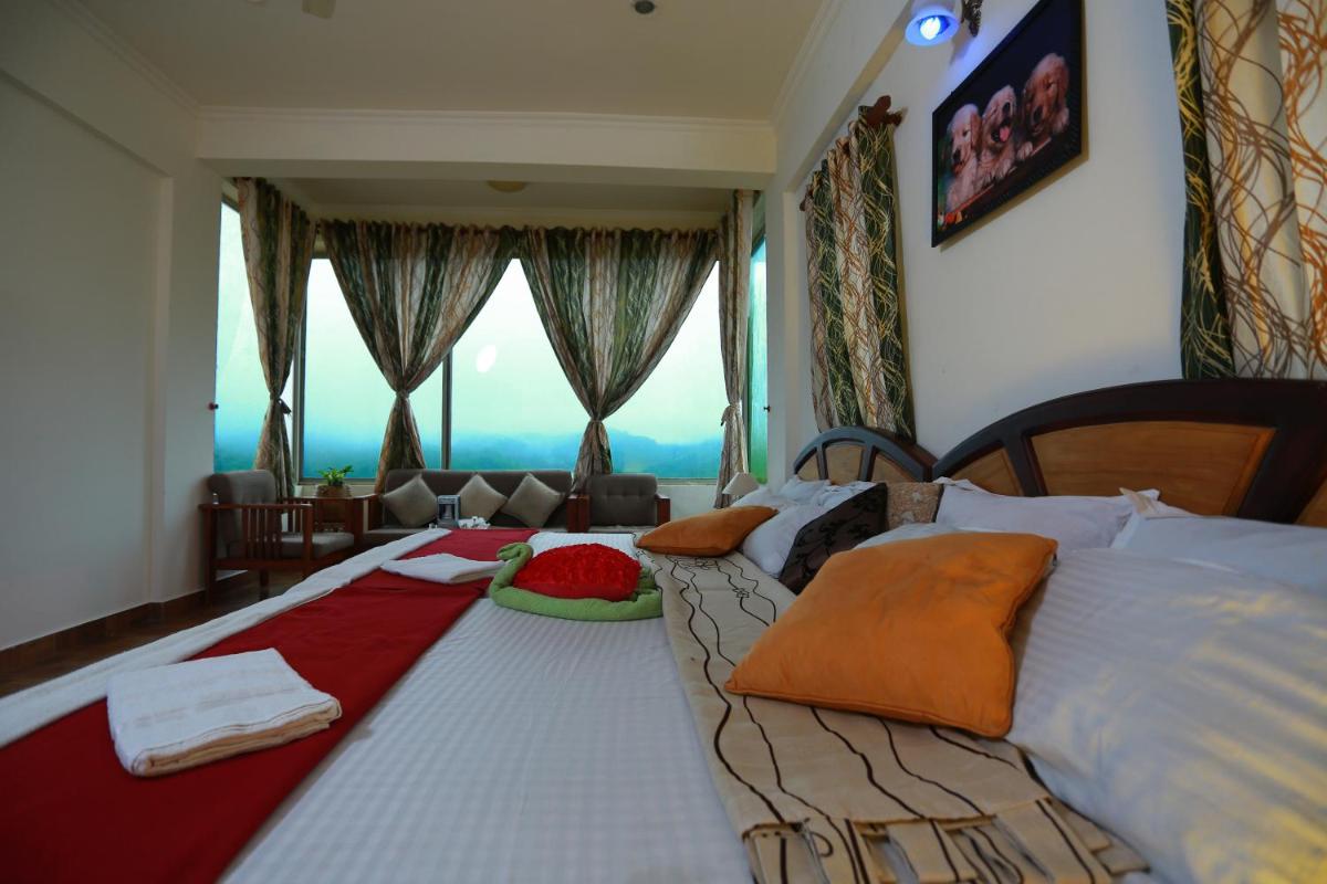 Family Room with Mountain View