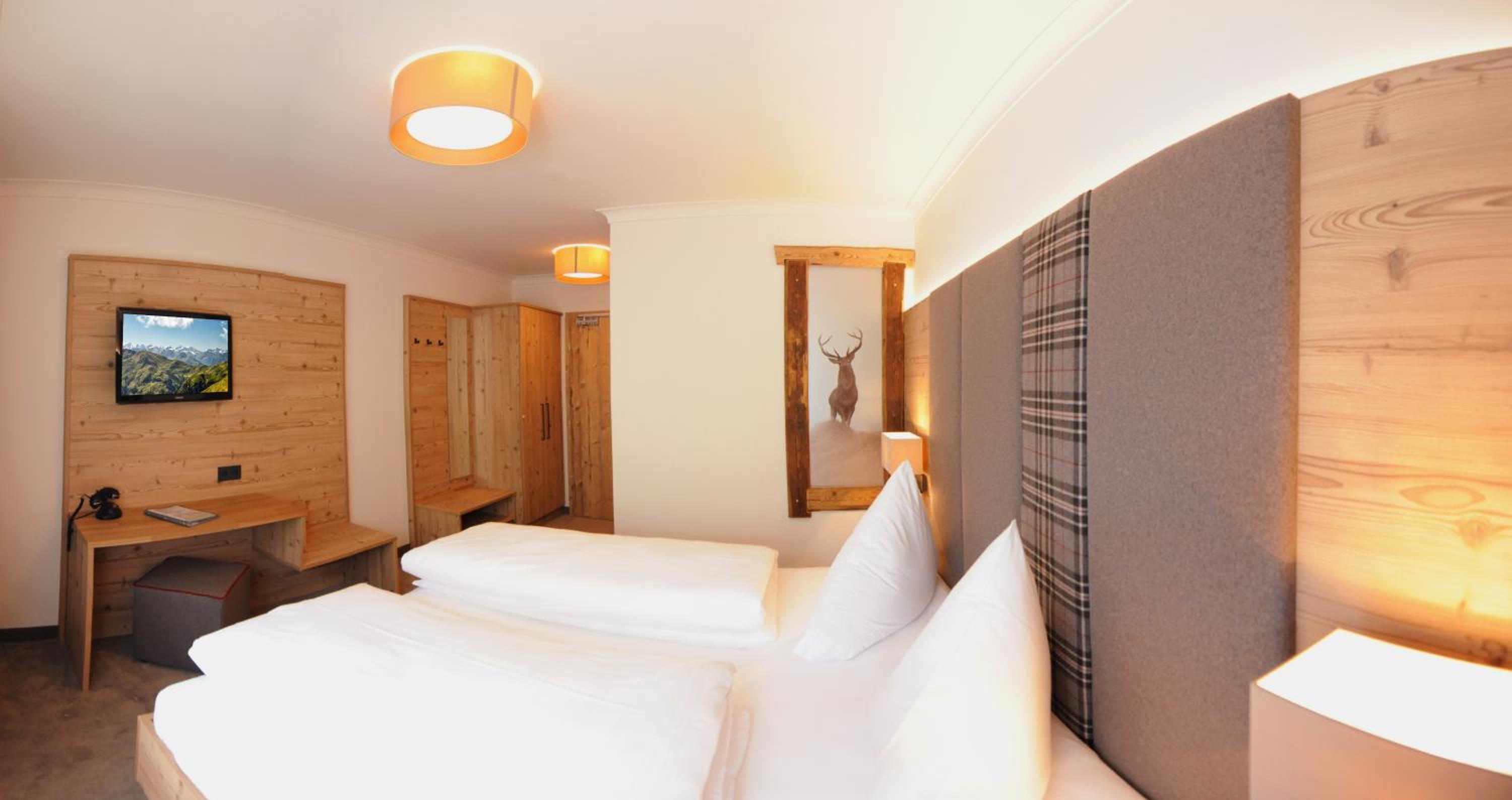 Double Room with Balcony photo 2