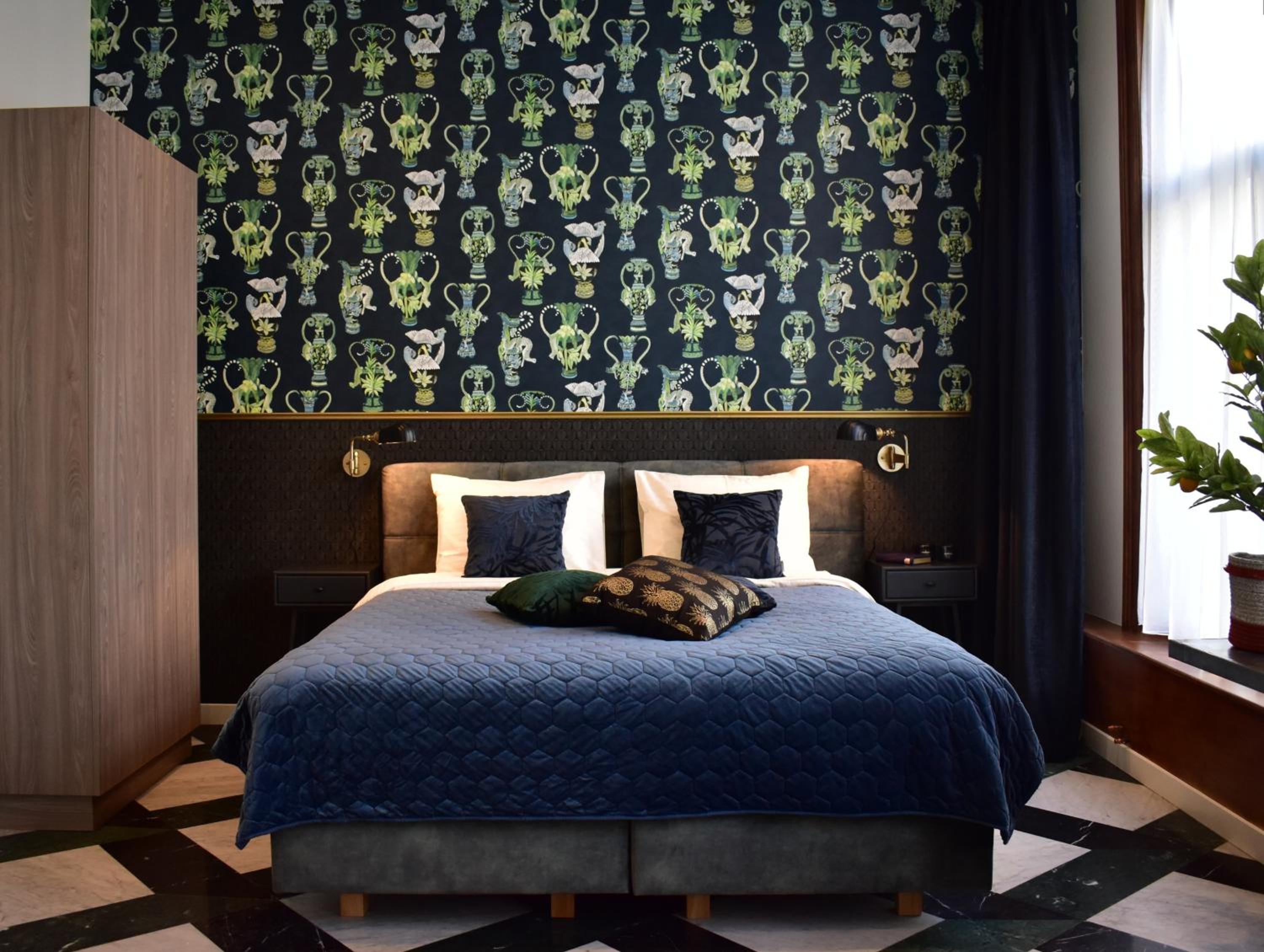 Junior Suite Amazon photo 1