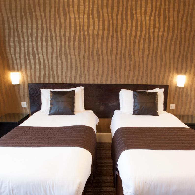 Standard Twin Room photo 2