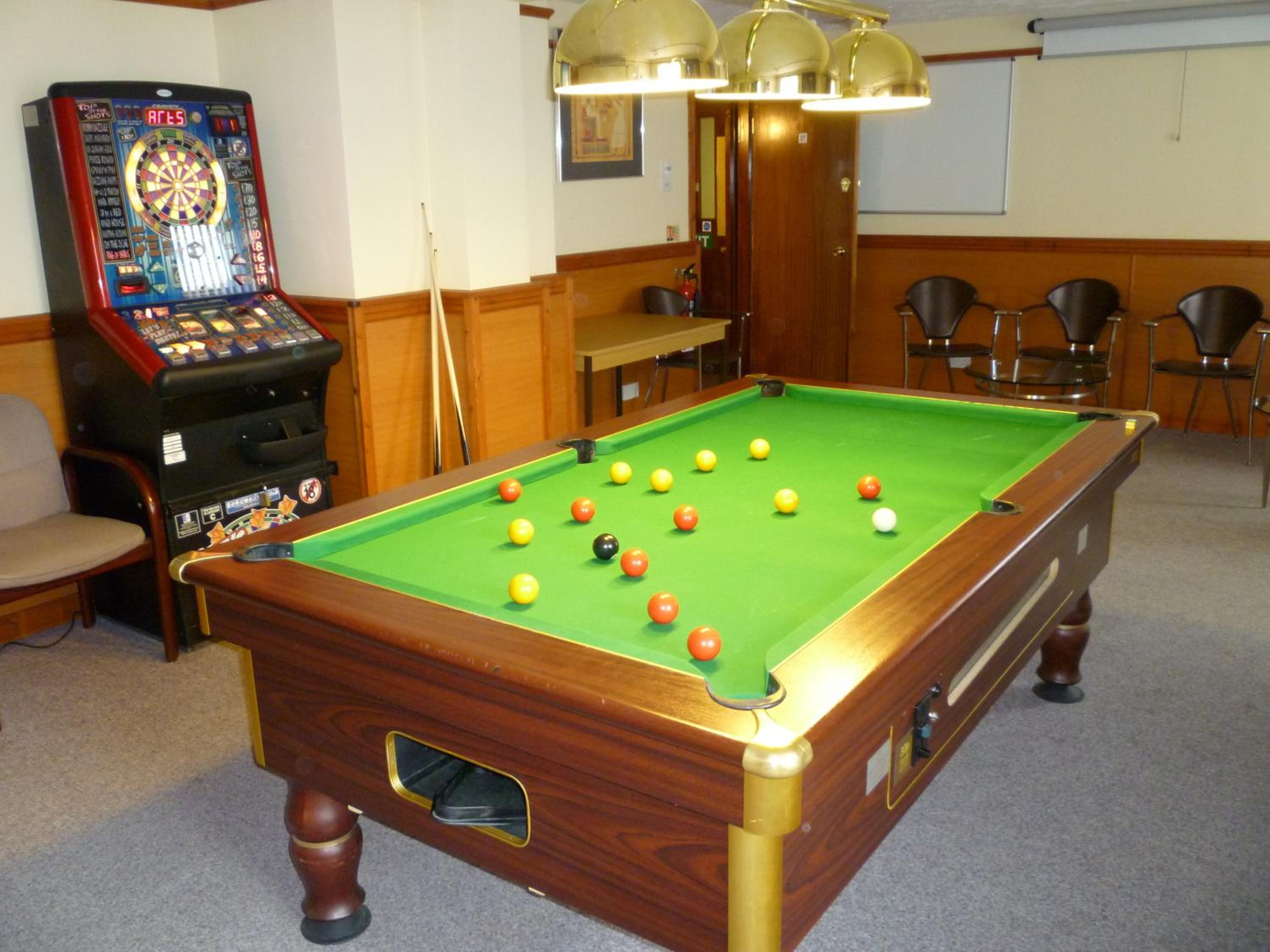 Twin Room - Disability Access - Photo 6