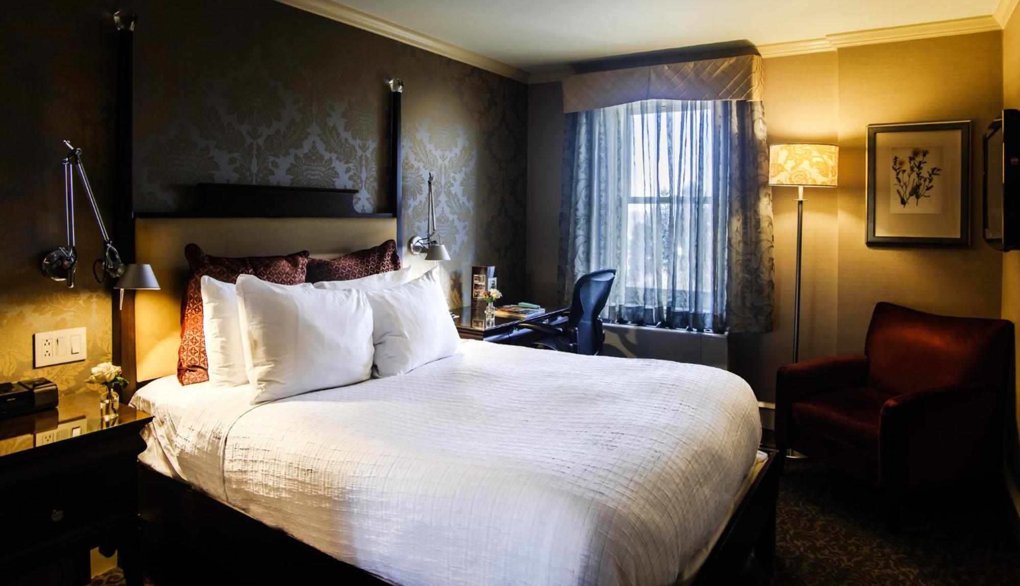 Queen Room