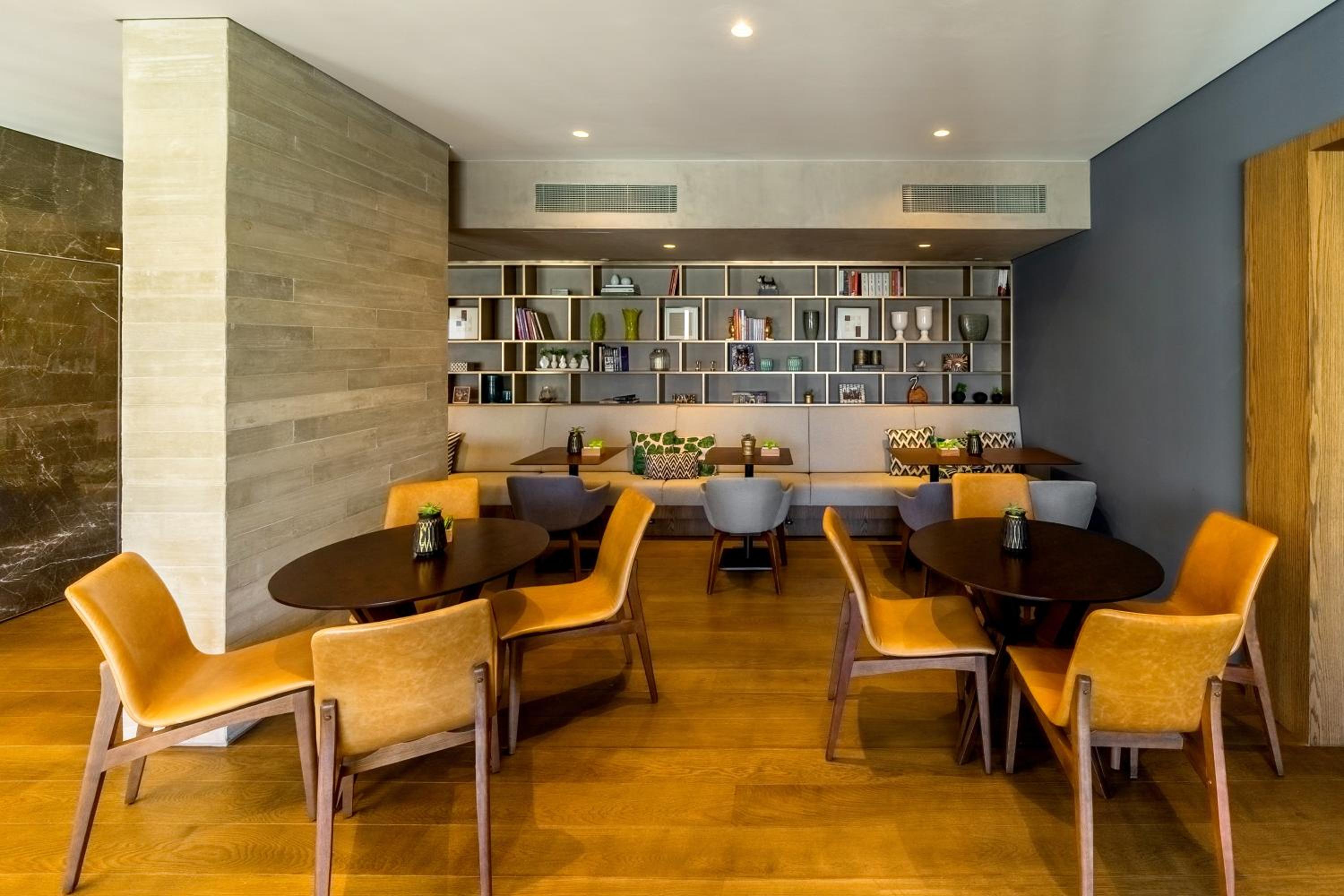 King Room - Club Access - Photo 21