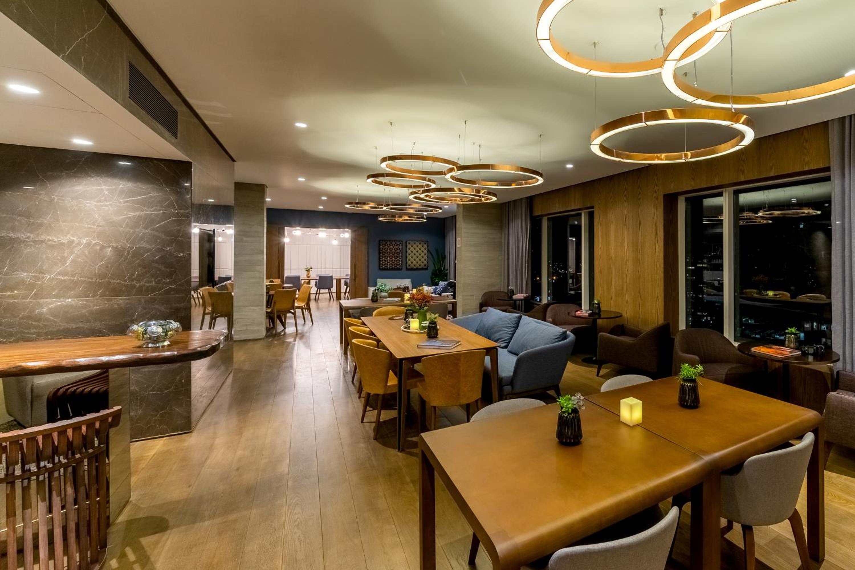 King Room - Club Access - Photo 14