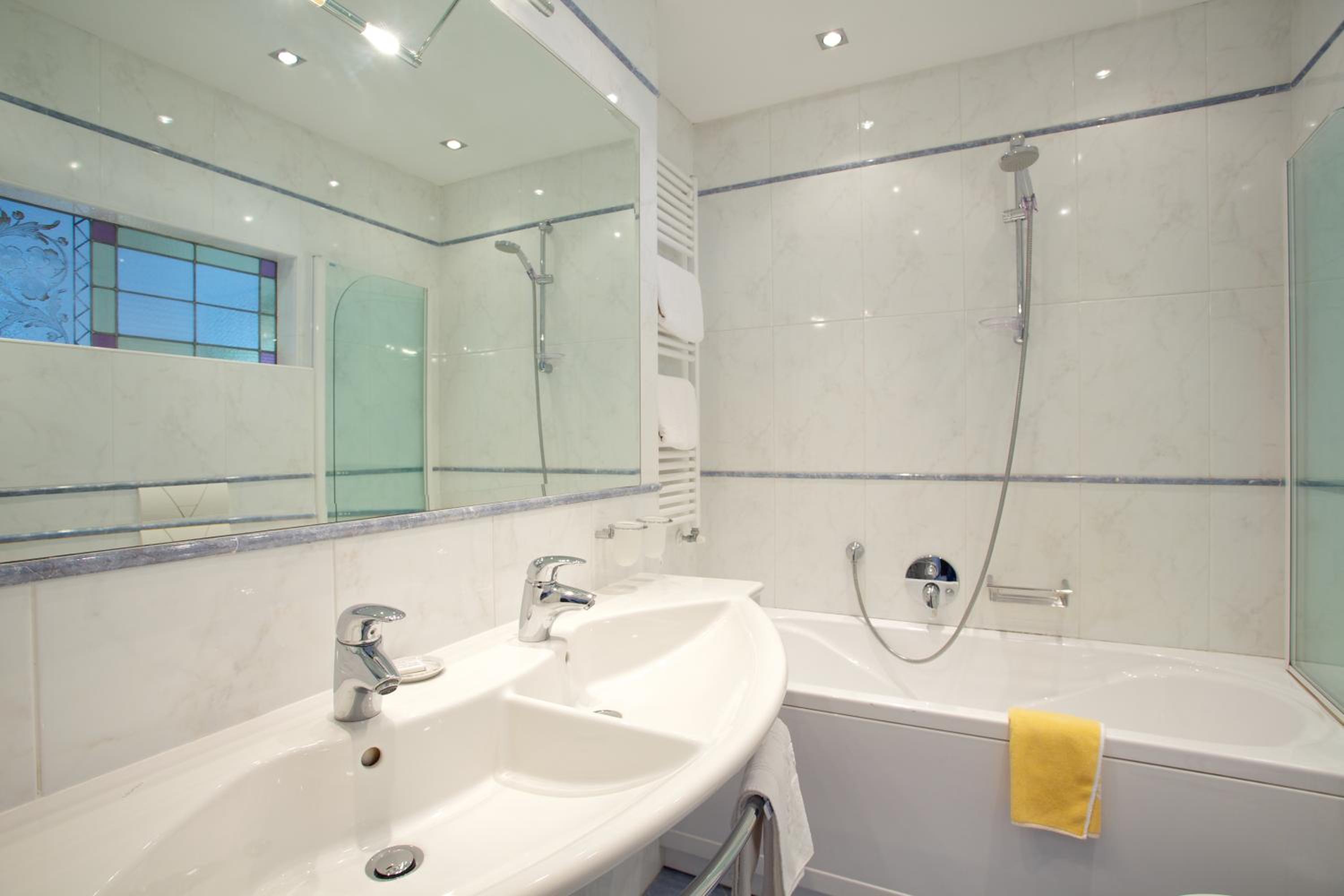 Comfort Double or Twin Room - Photo 10