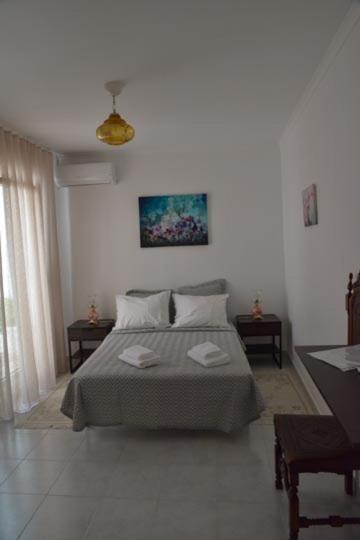 Double Room with Private Bathroom - Photo 7