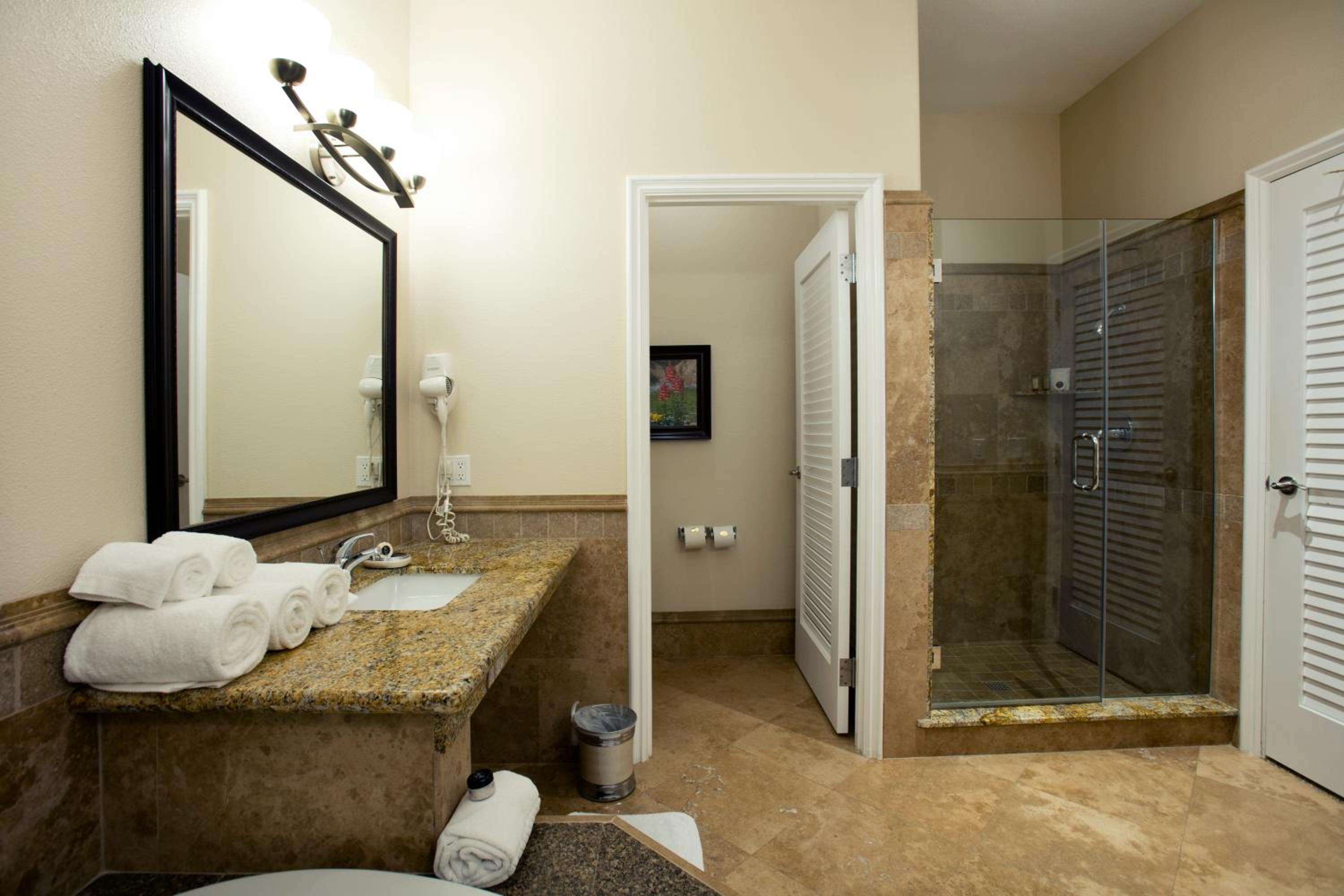 Quadruple Room - Photo 3