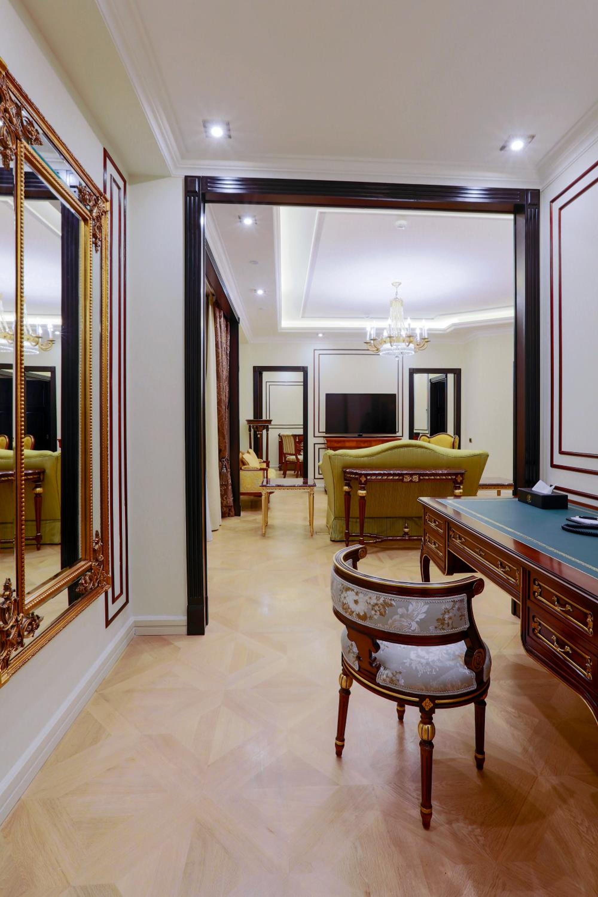 Presidential Suite photo 3