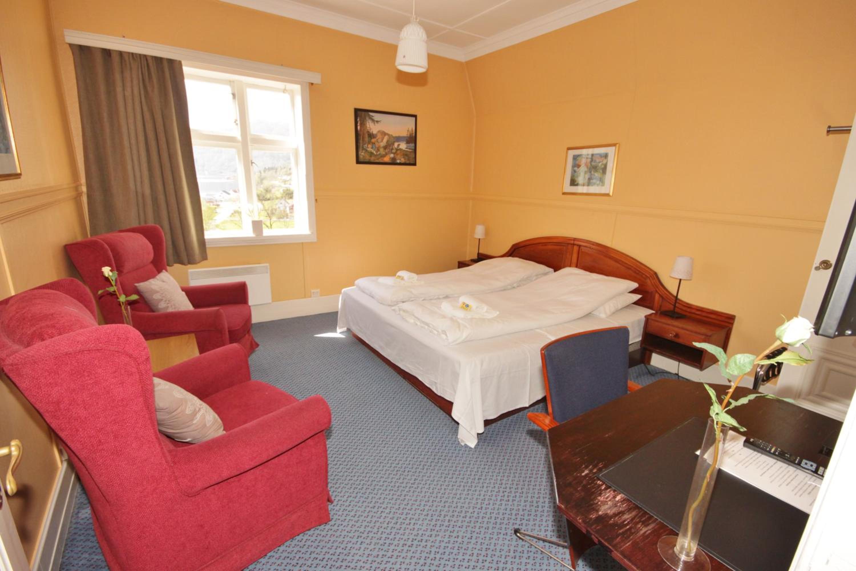 Triple Room with Sea View