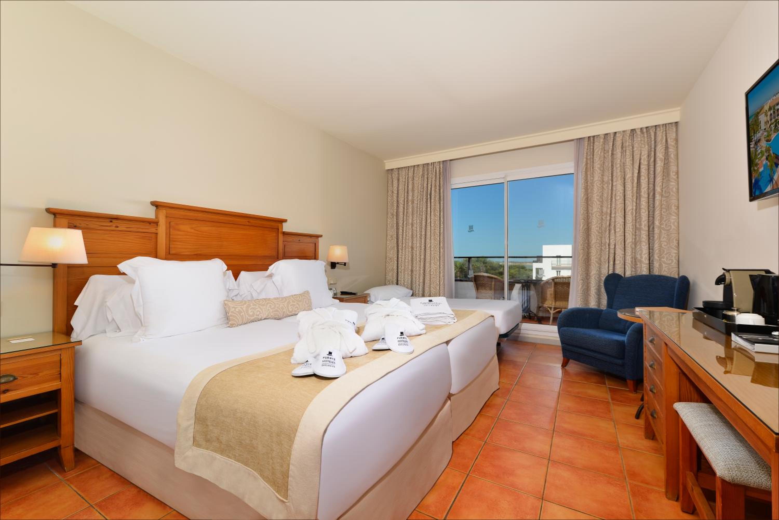 Habitación Doble Exclusiva con Vista lateral al mar Habitación Doble Exclusiva con Vista lateral al mar