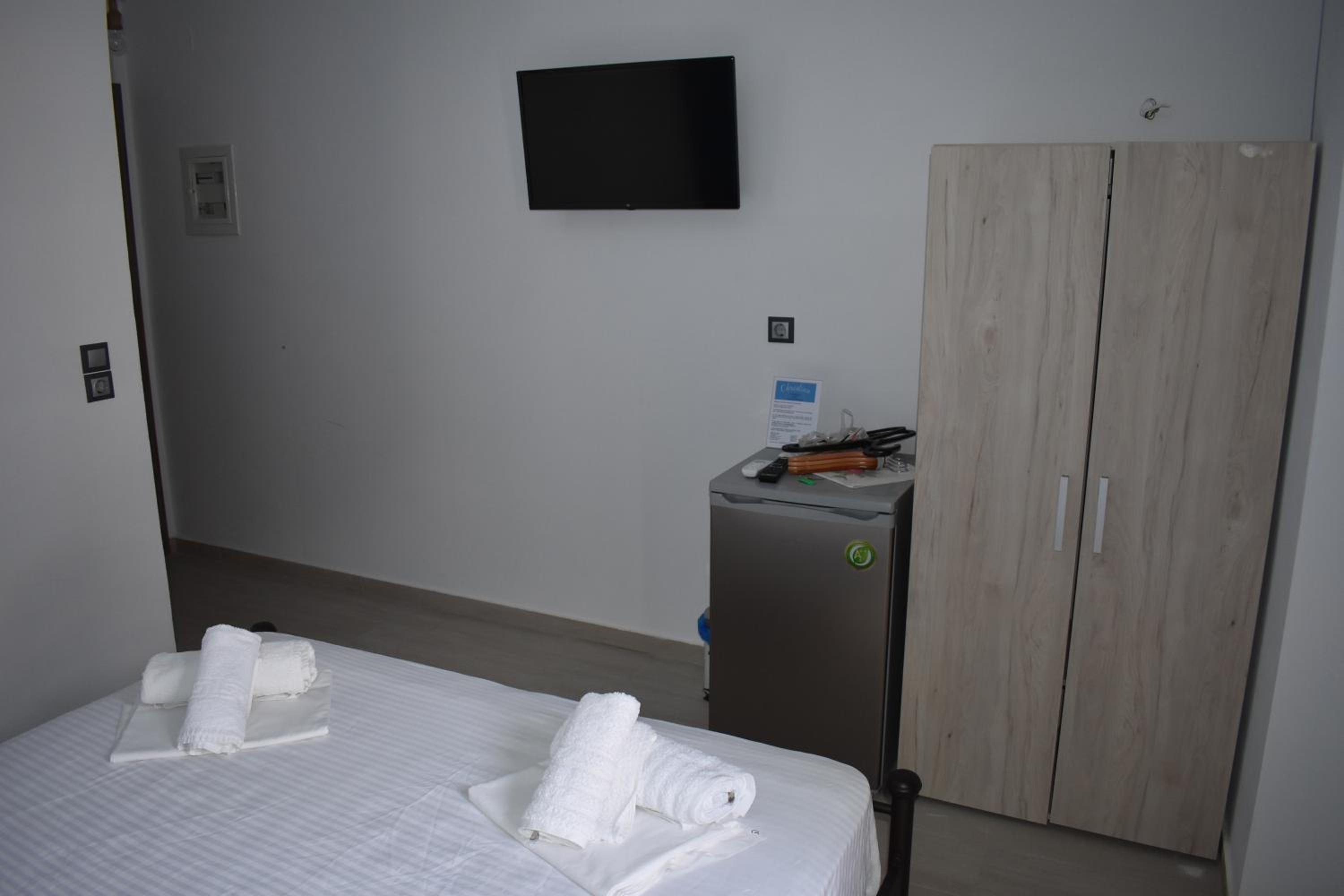 Classic Double Room - Photo 1
