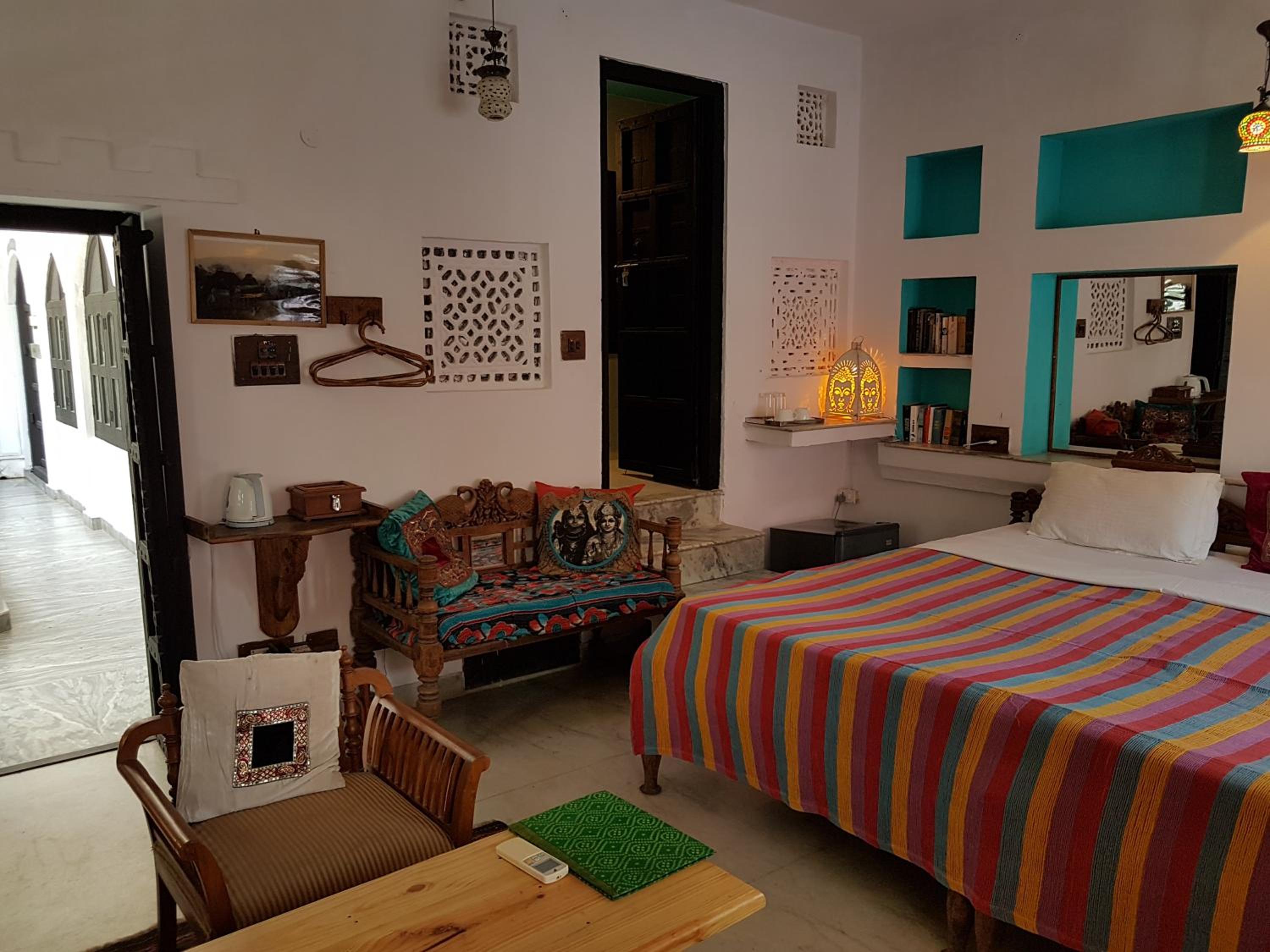 Double or Twin Room with Private Bathroom photo 2