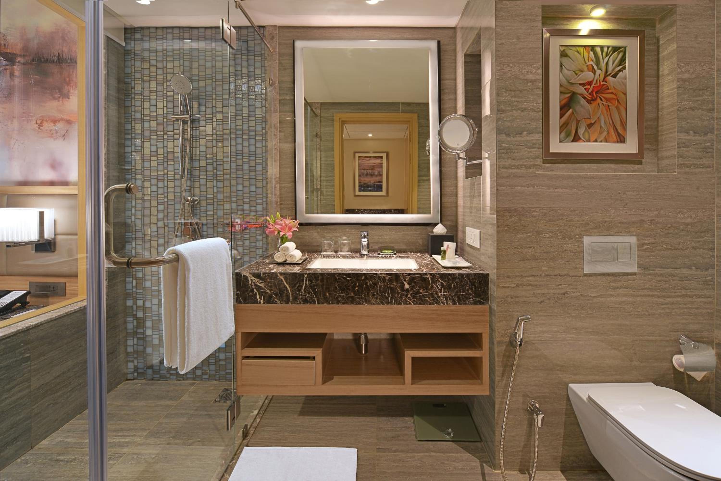 Superior Room with 15% off on Session of Spa and 10% off on Laundry Services