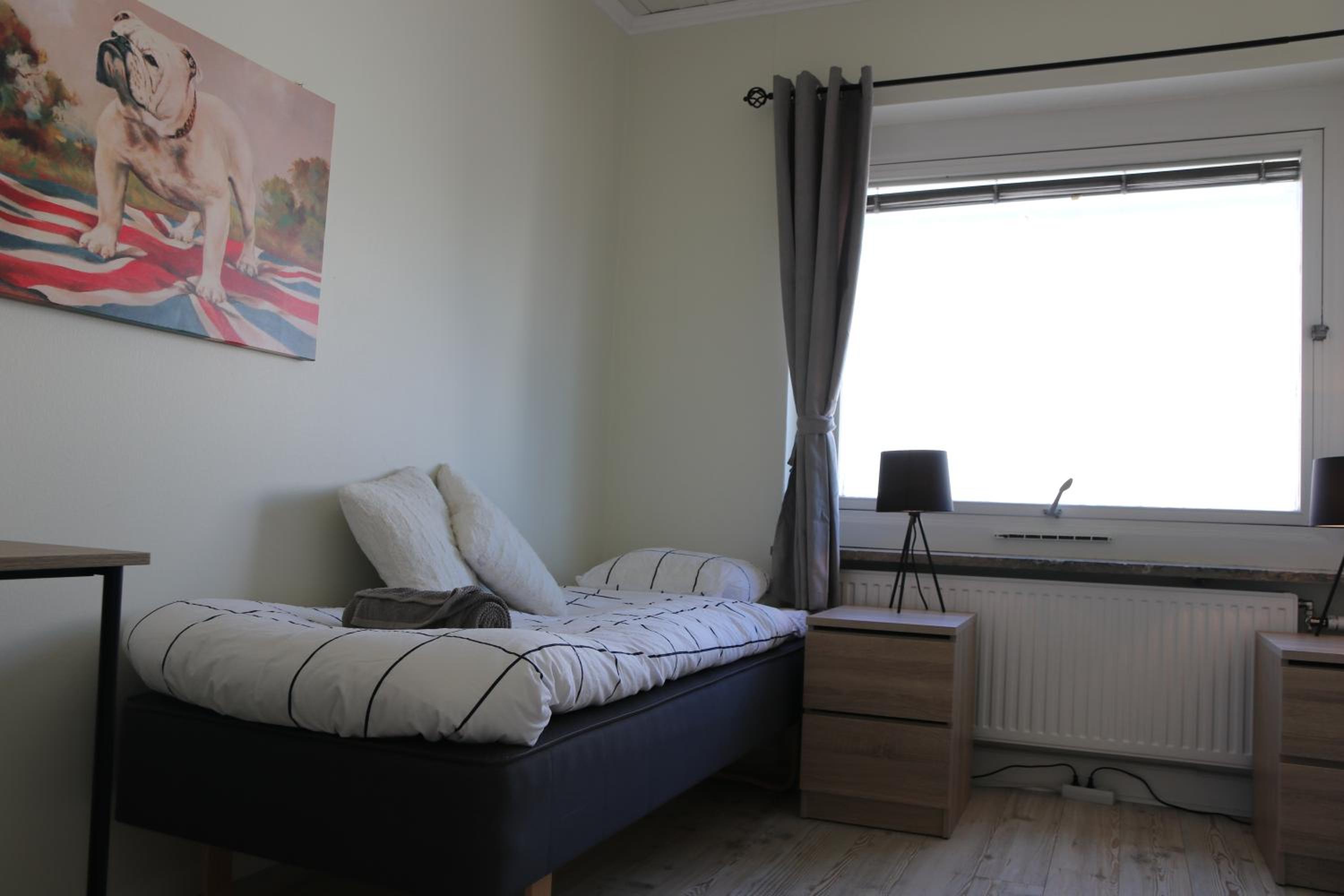 Three-Bedroom Apartment photo 1