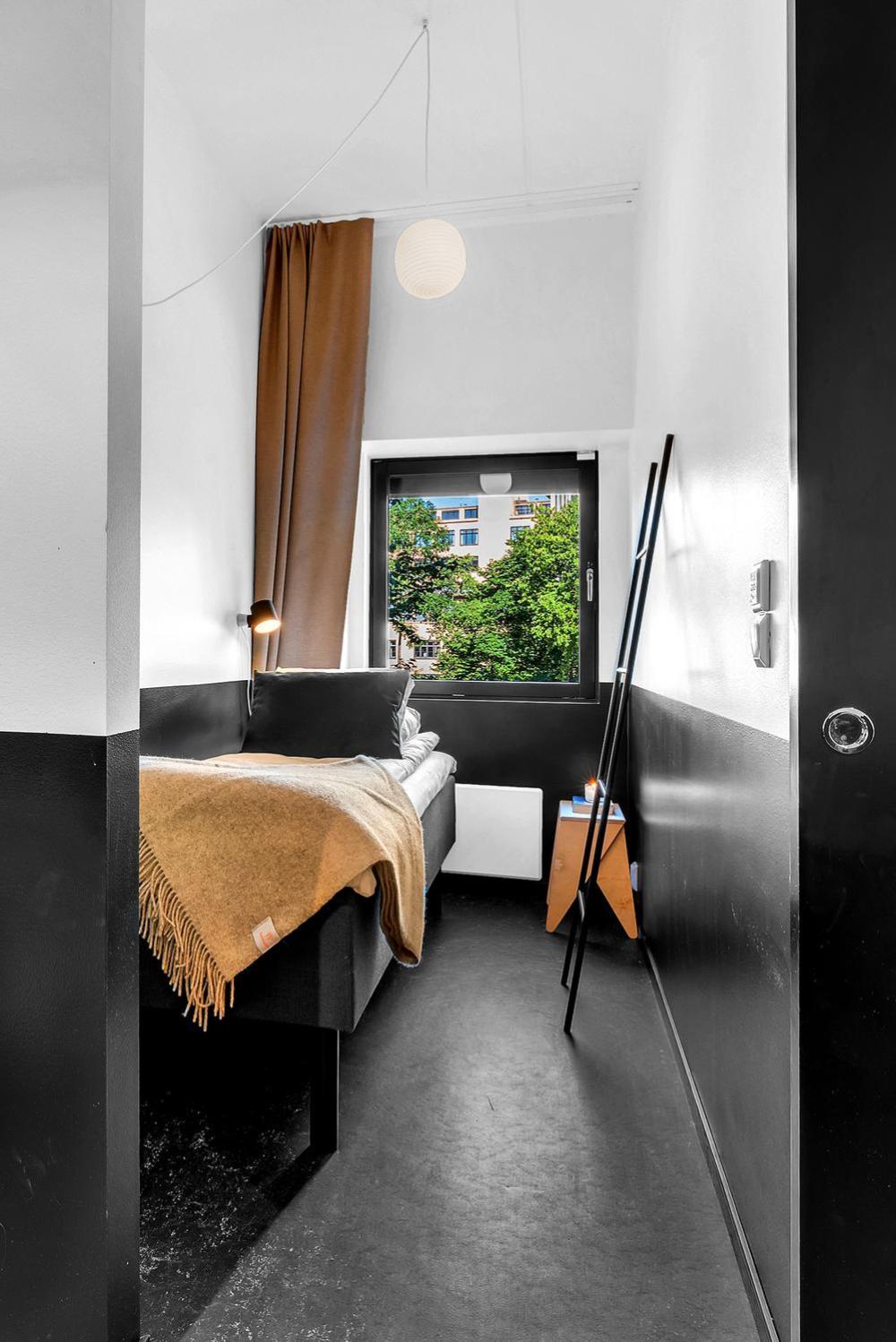 Three-Bedroom Apartment For Five photo 3