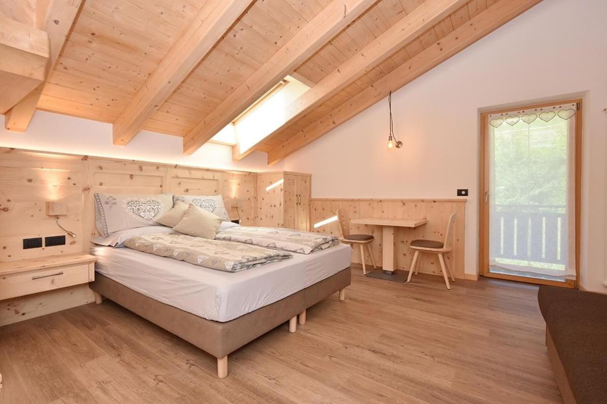 Double or Twin Room with Balcony photo 1