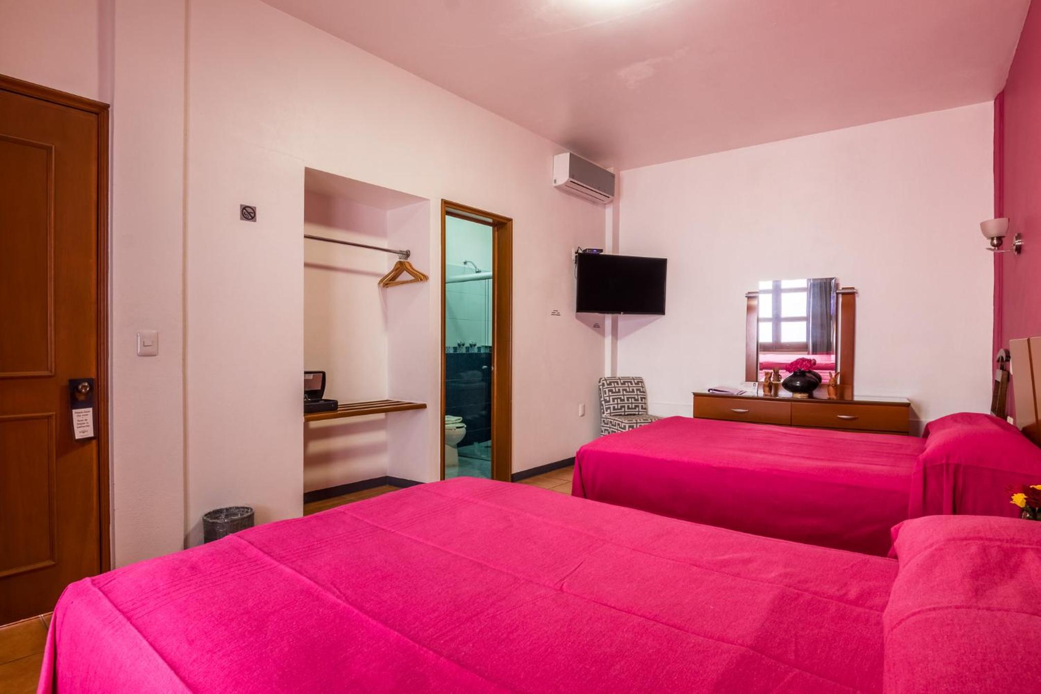 Standard Double Room with Two Double Beds photo 1