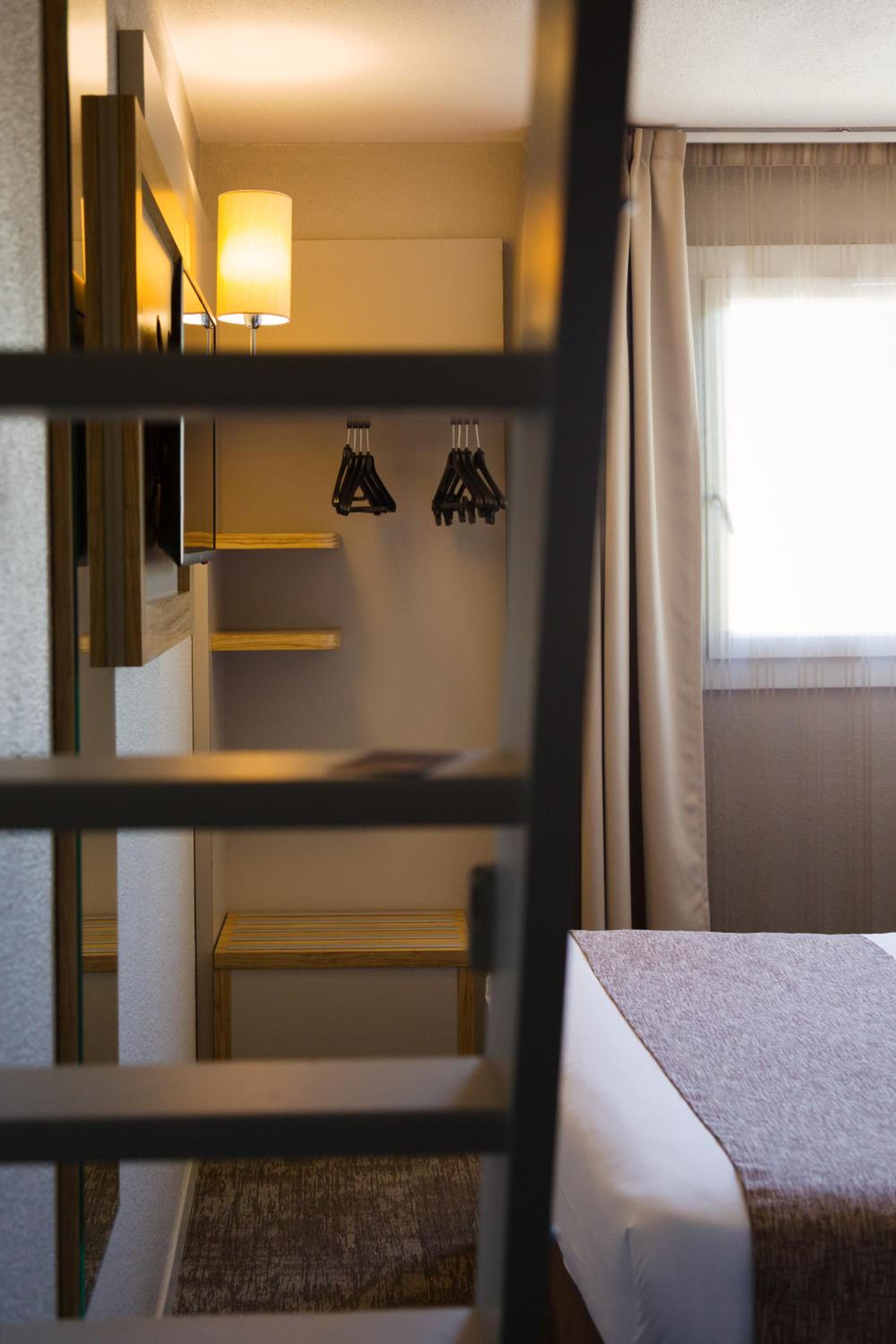 Quadruple Room with Mezzanine (2 Adults + 2 Children) photo 3