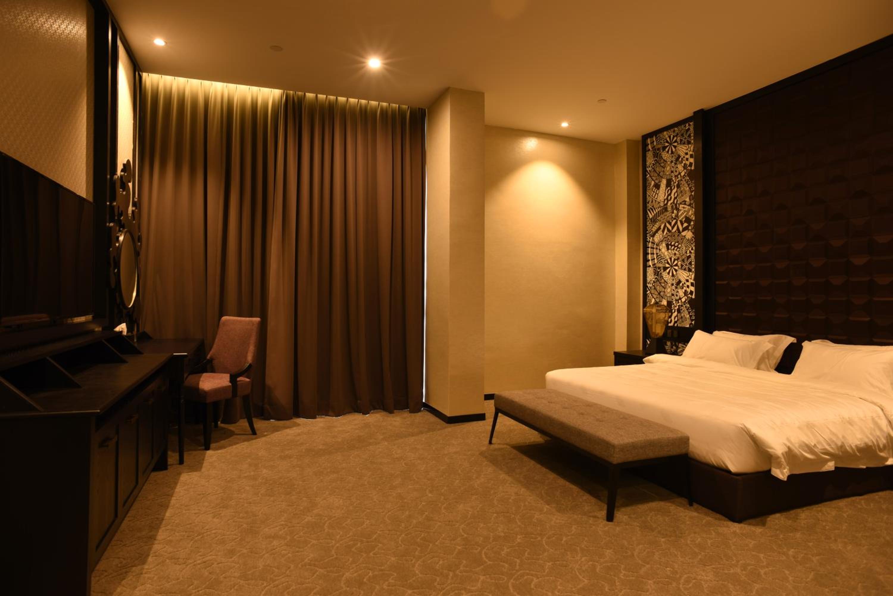 Deluxe Suite photo 2