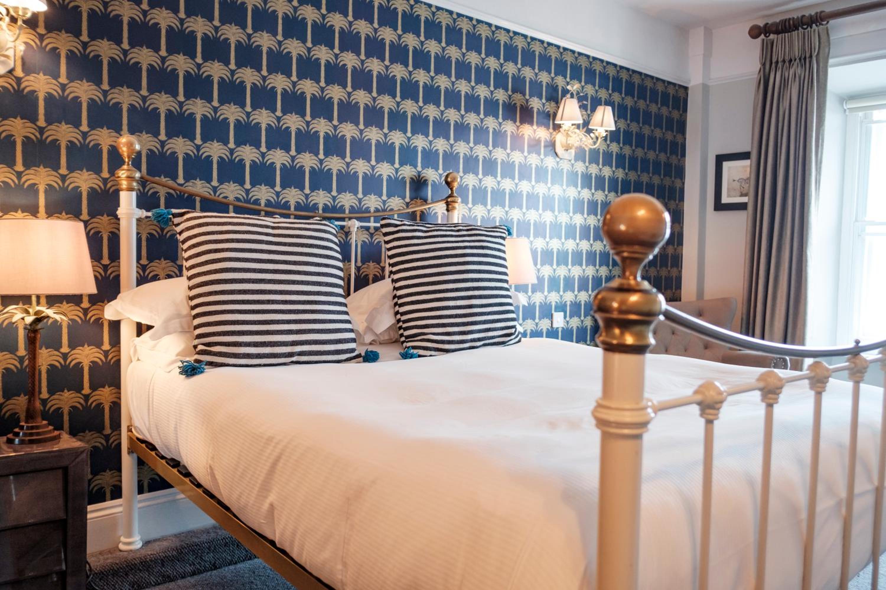 Classic King Room photo 2