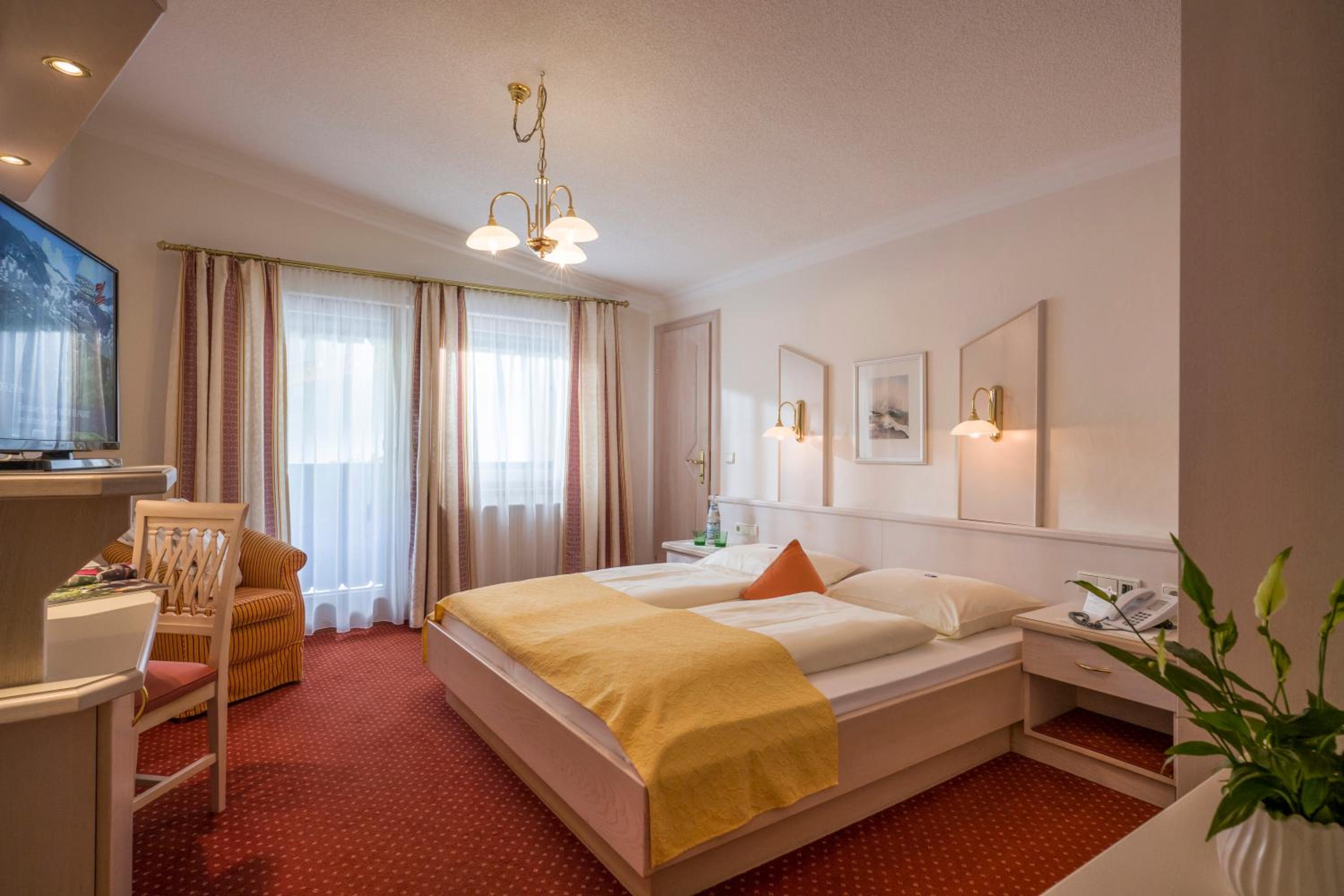 Suprior Double Room with Balcony photo 2