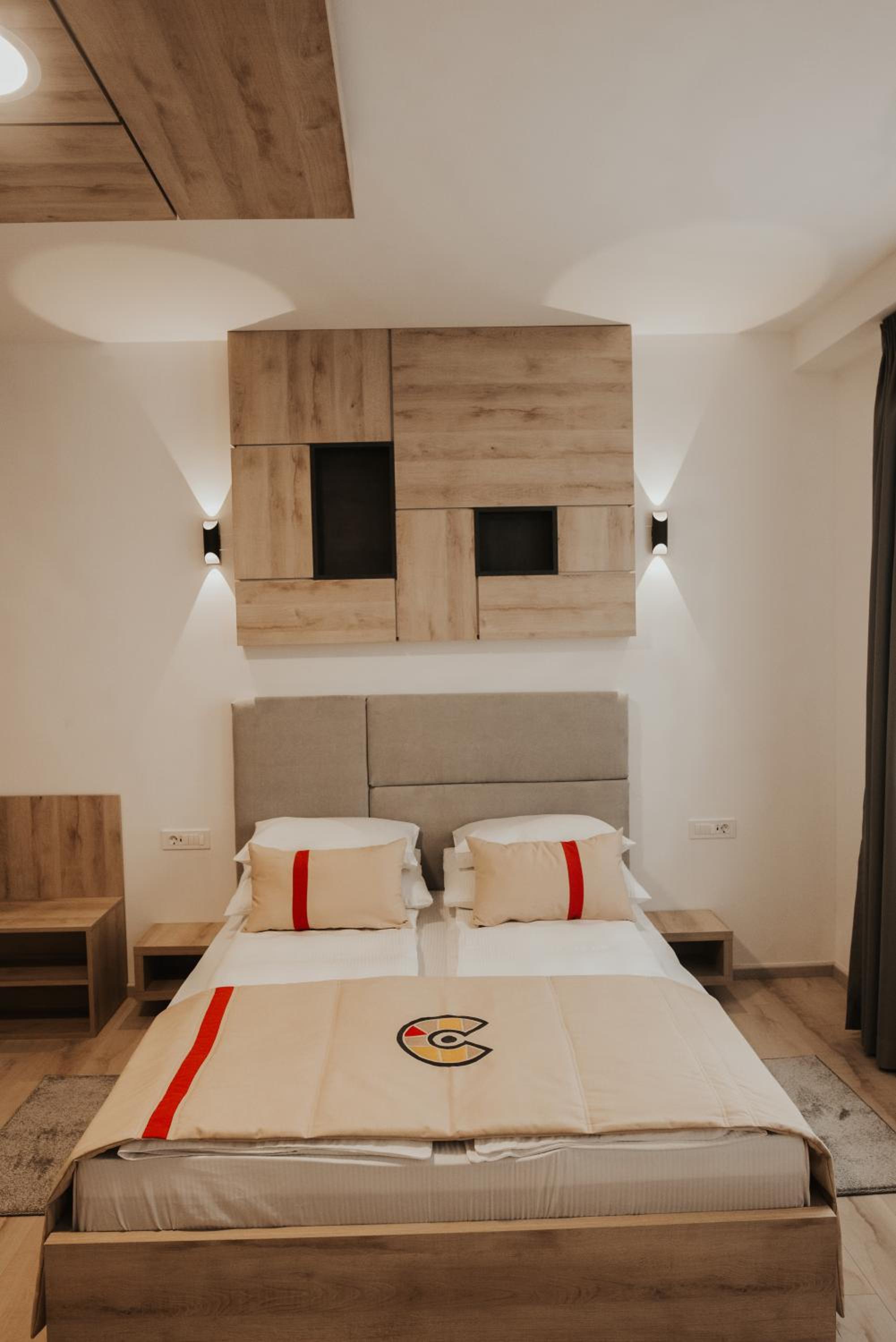 Studio Apartment photo 2