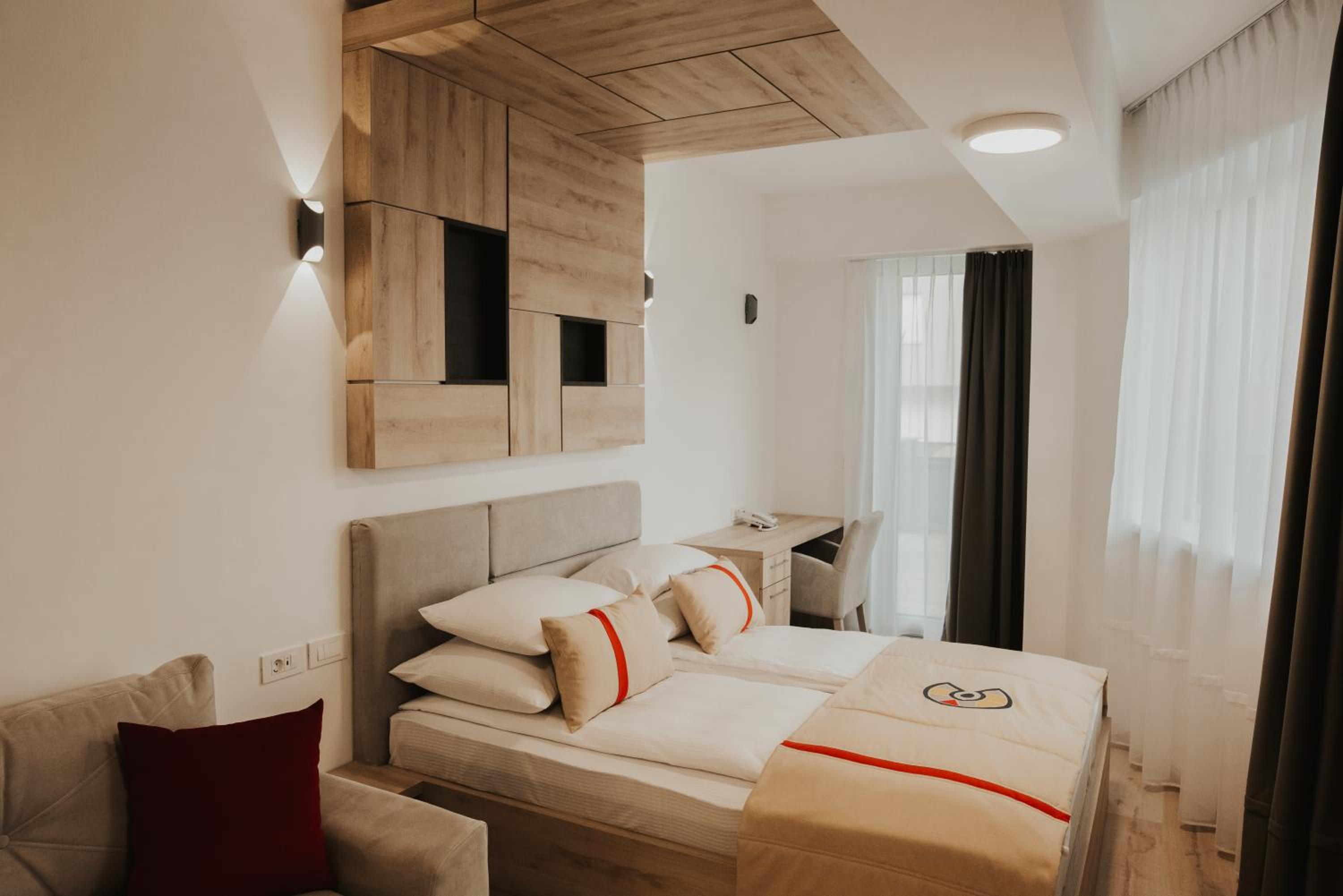 King Studio with Sofa Bed photo 1