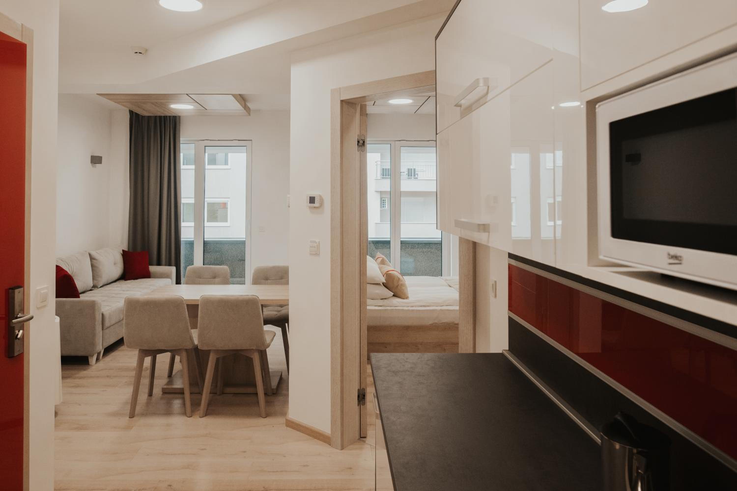 One-Bedroom Apartment - Photo 1