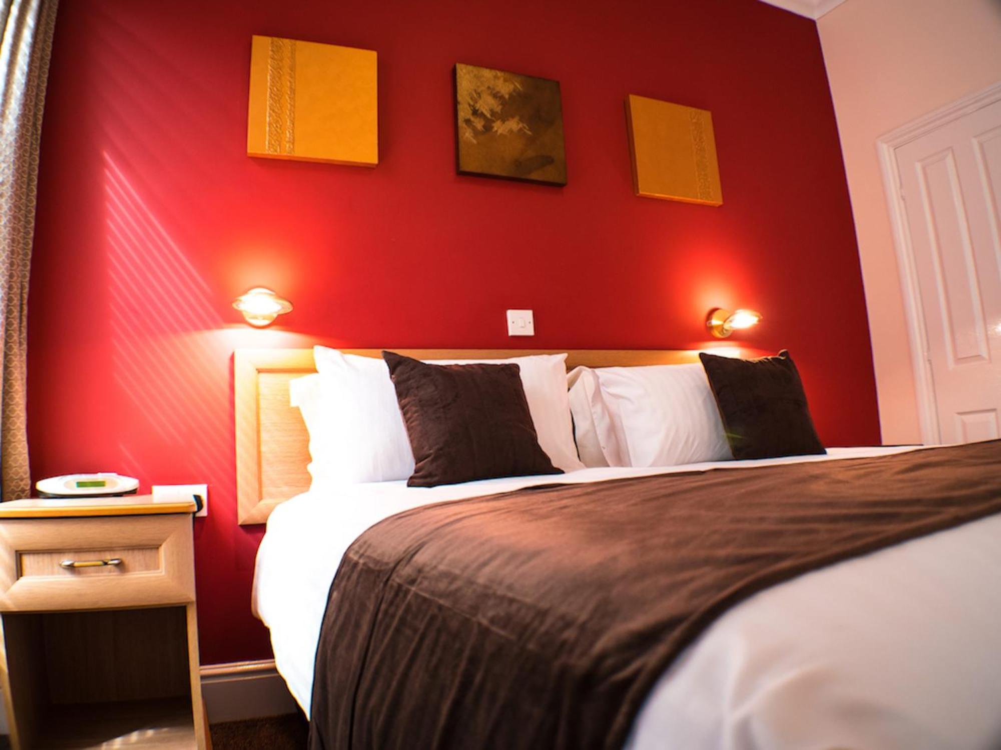 Double Room - Photo 2