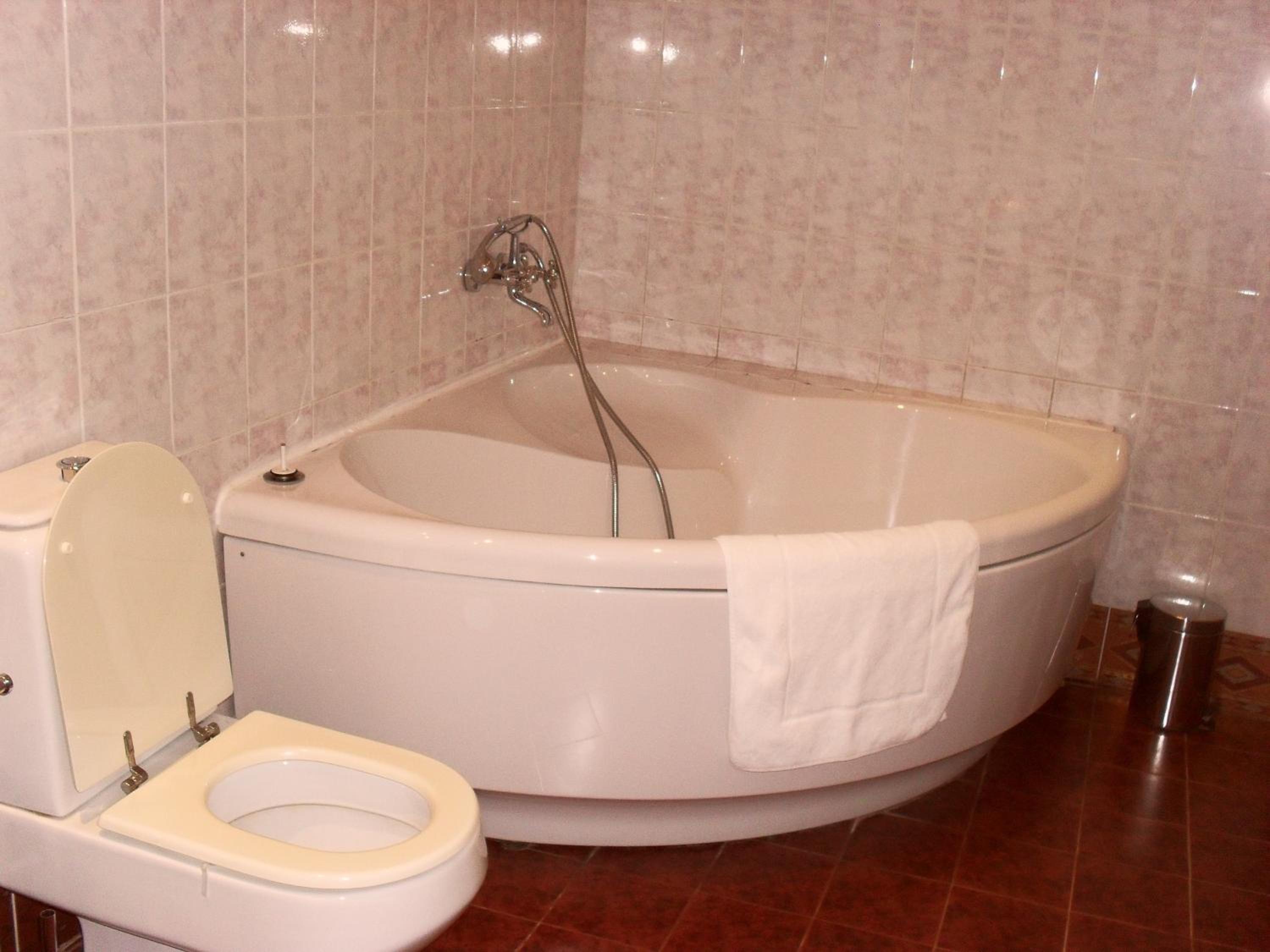 Standard Double Room - Photo 24