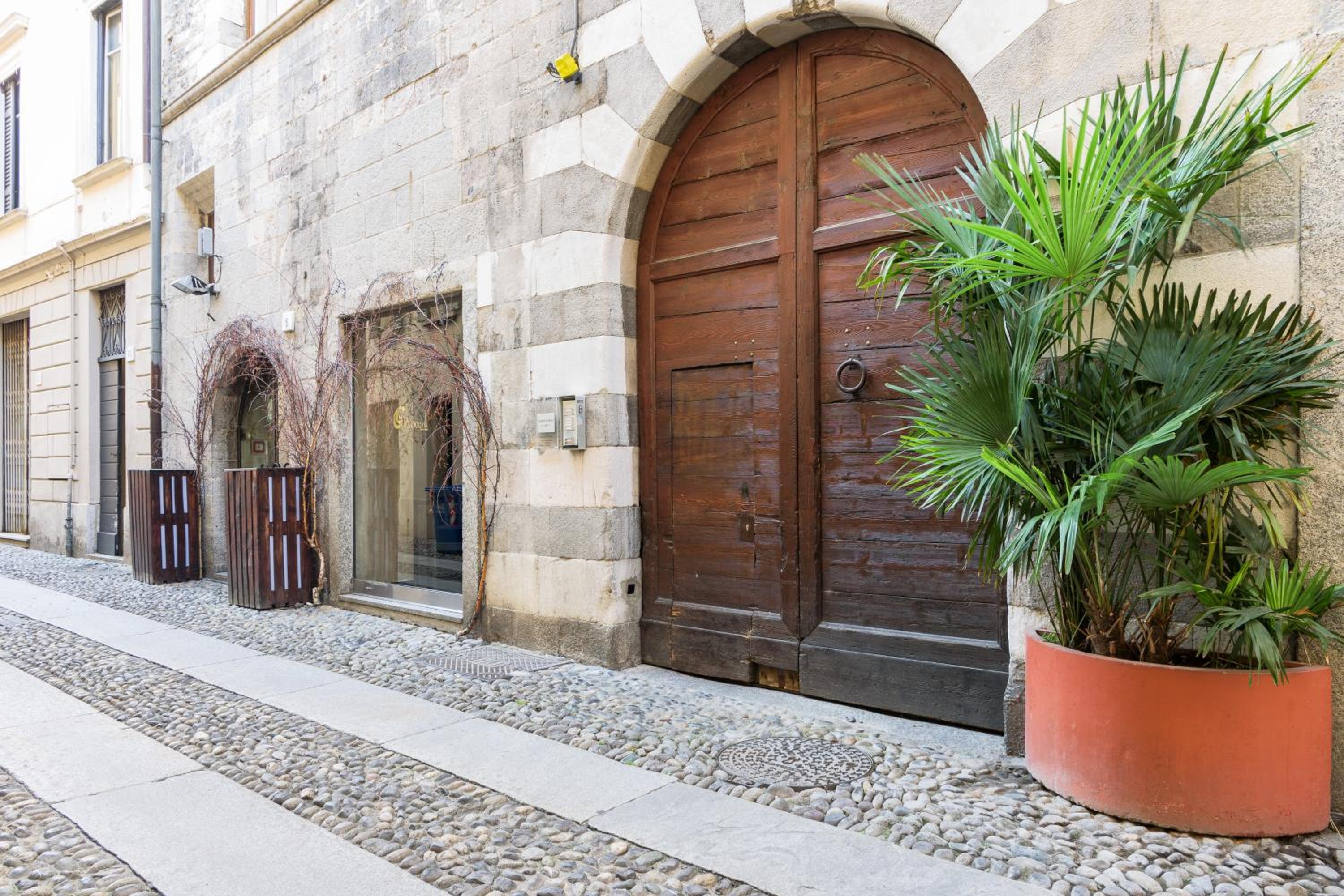 Apartment - Photo 25