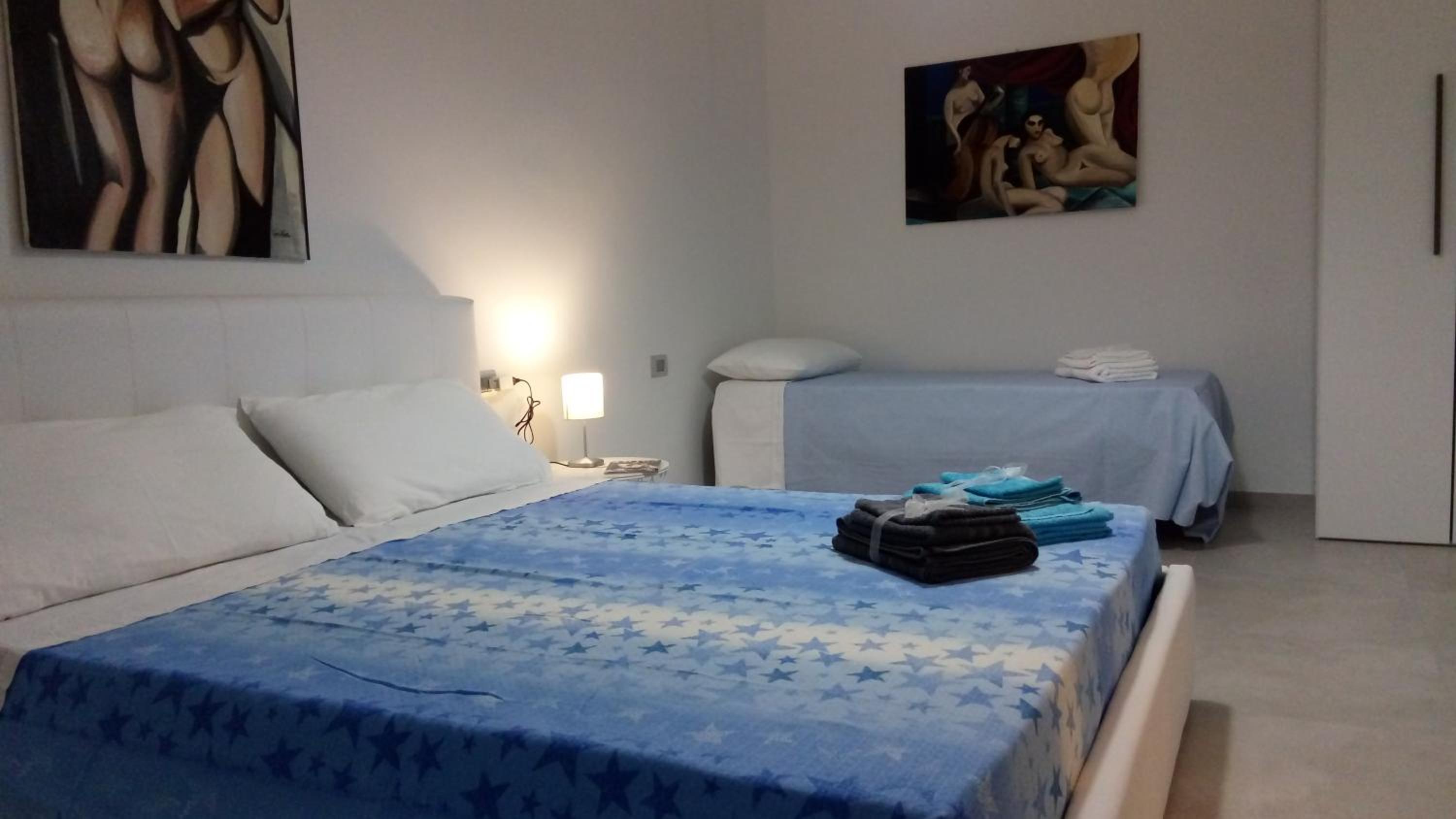 Quadruple Room with Private Bathroom