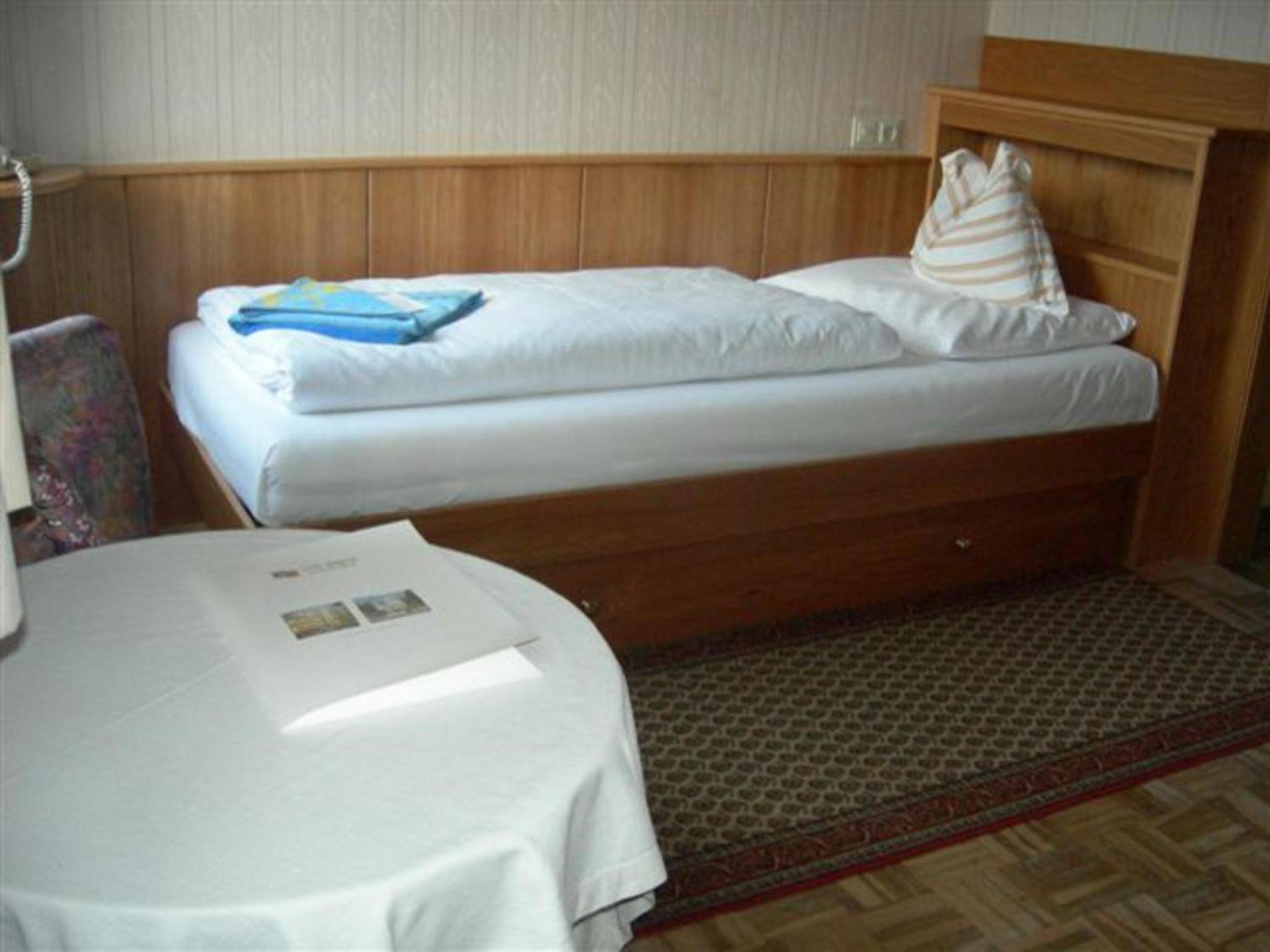 Single Room photo 2